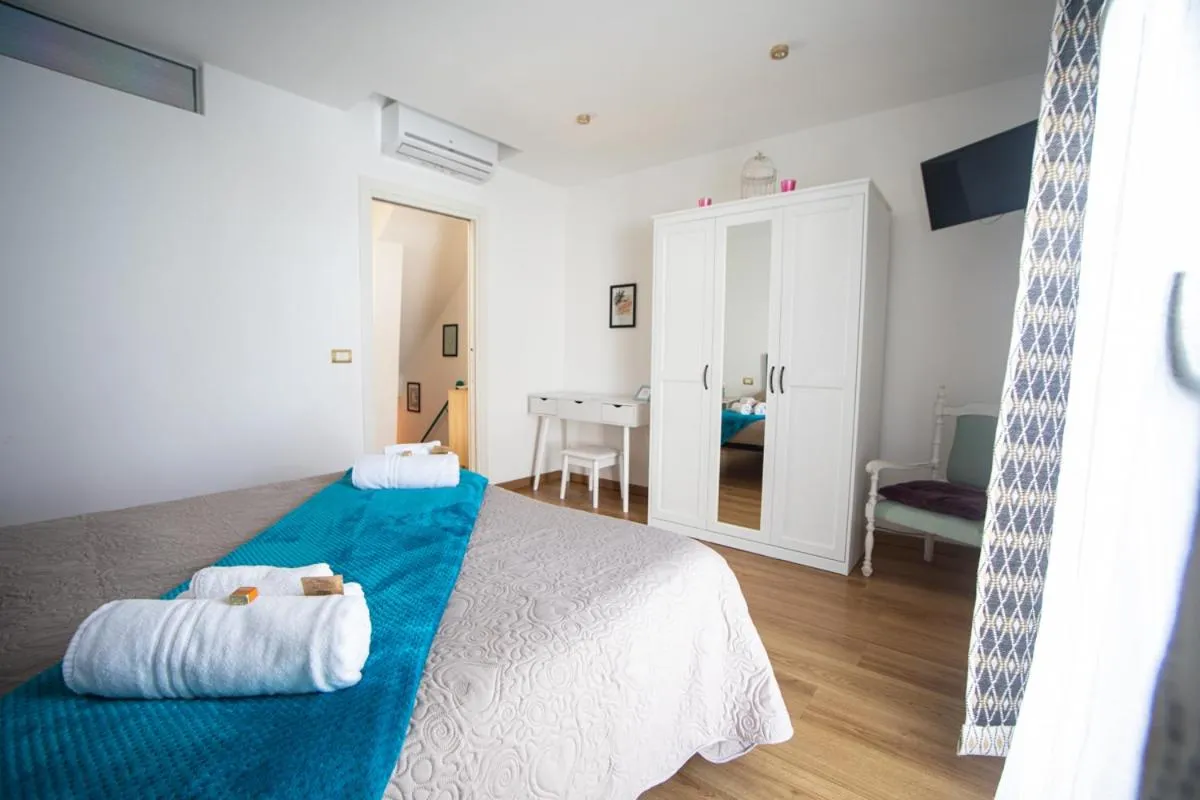 Photo of the whole room, Bed in Le dimore delle stelle