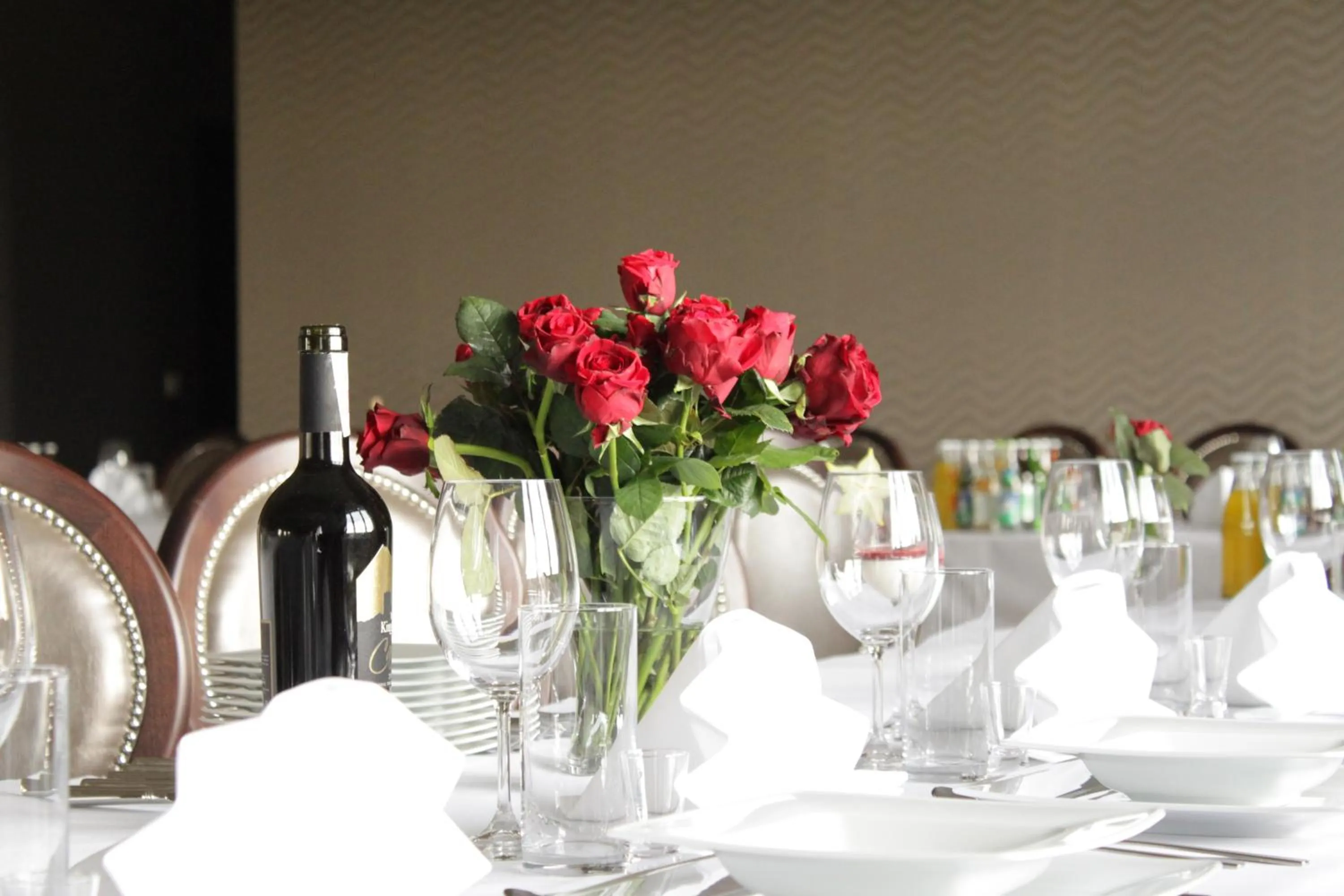 Restaurant/places to eat in Hotel Oriza