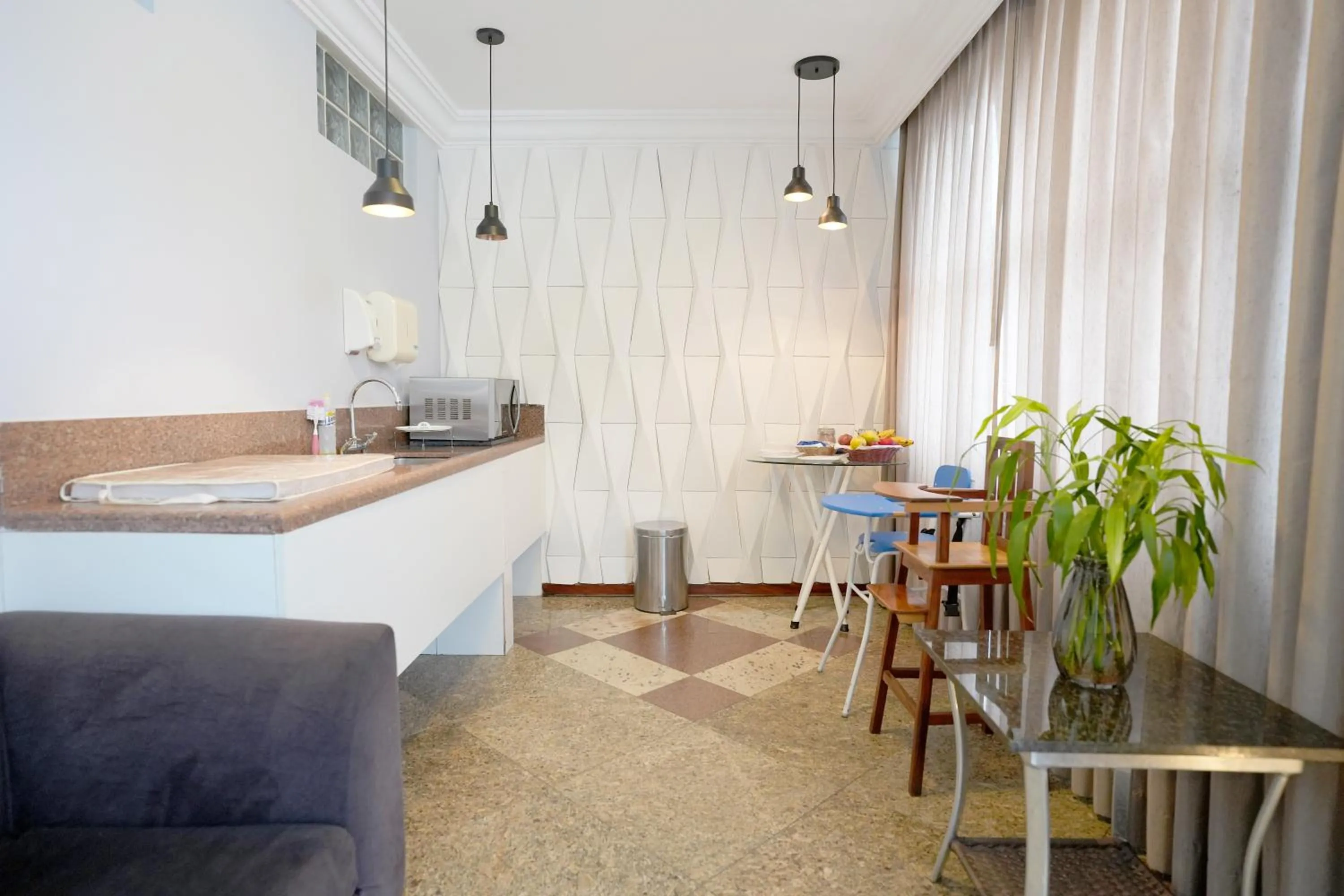 Kitchen or kitchenette in Colonial Plaza Hotel Pindamonhangaba