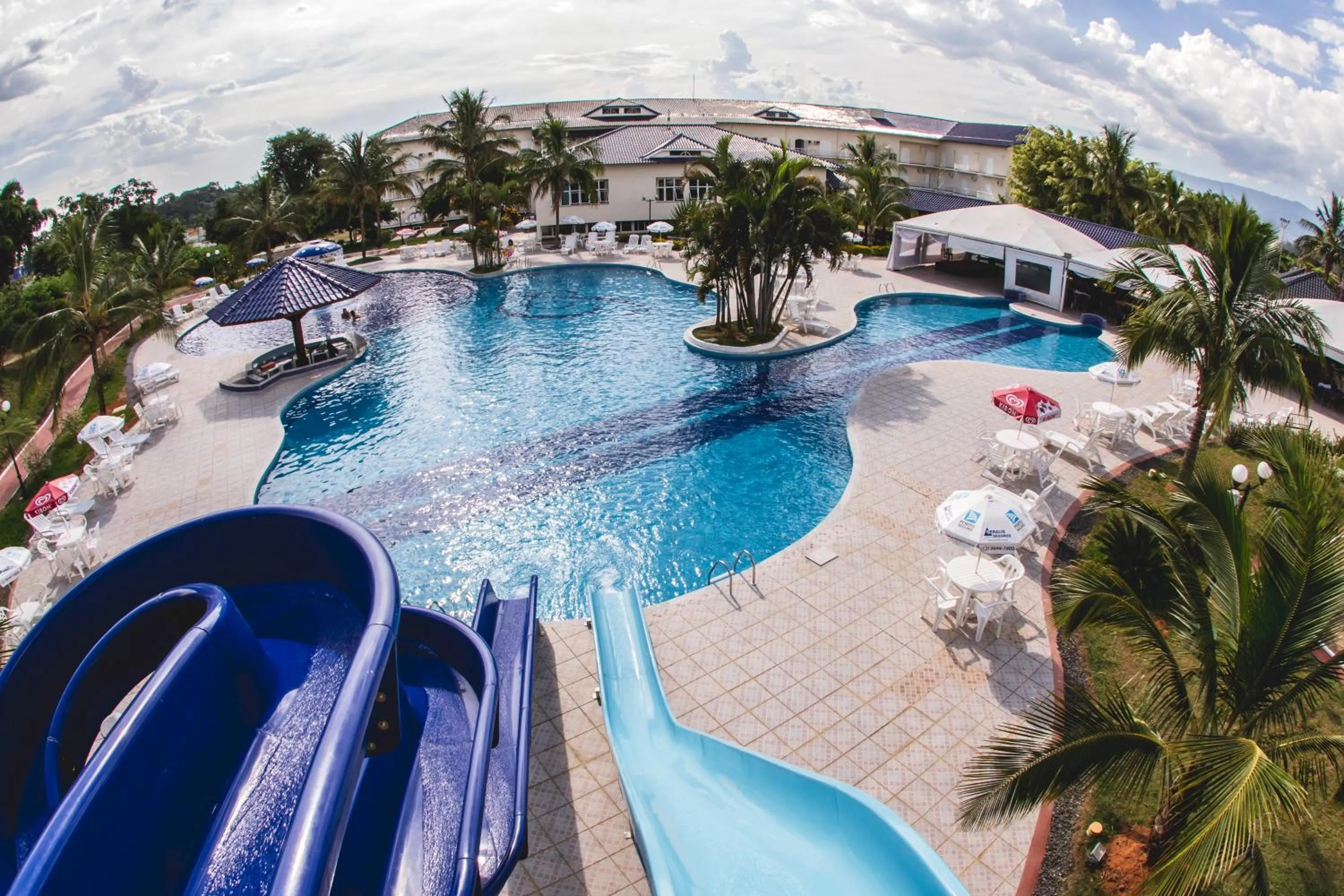Pool view in Colonial Plaza Hotel Pindamonhangaba