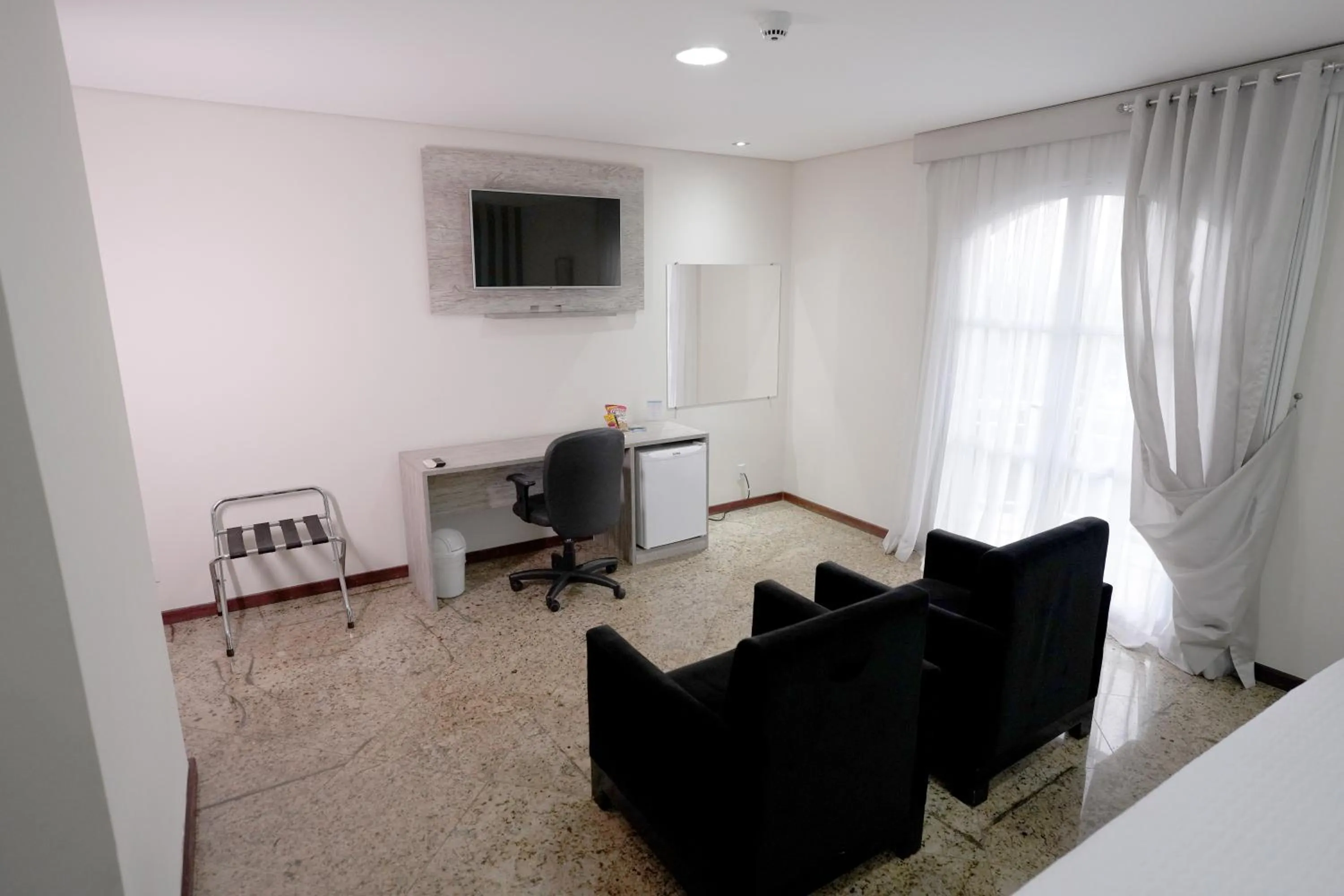 Bedroom in Colonial Plaza Hotel Pindamonhangaba