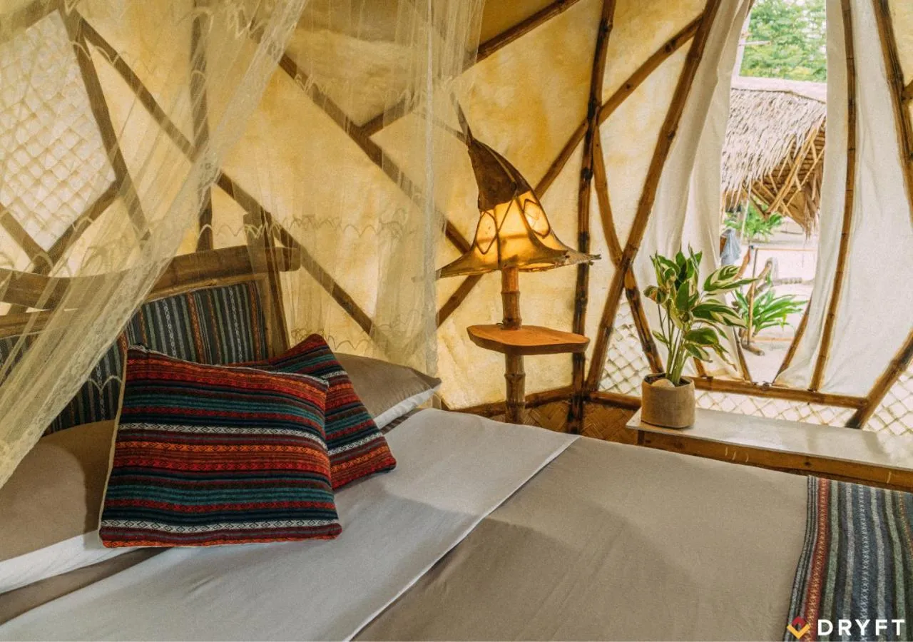 Bed in Dryft Darocotan Island