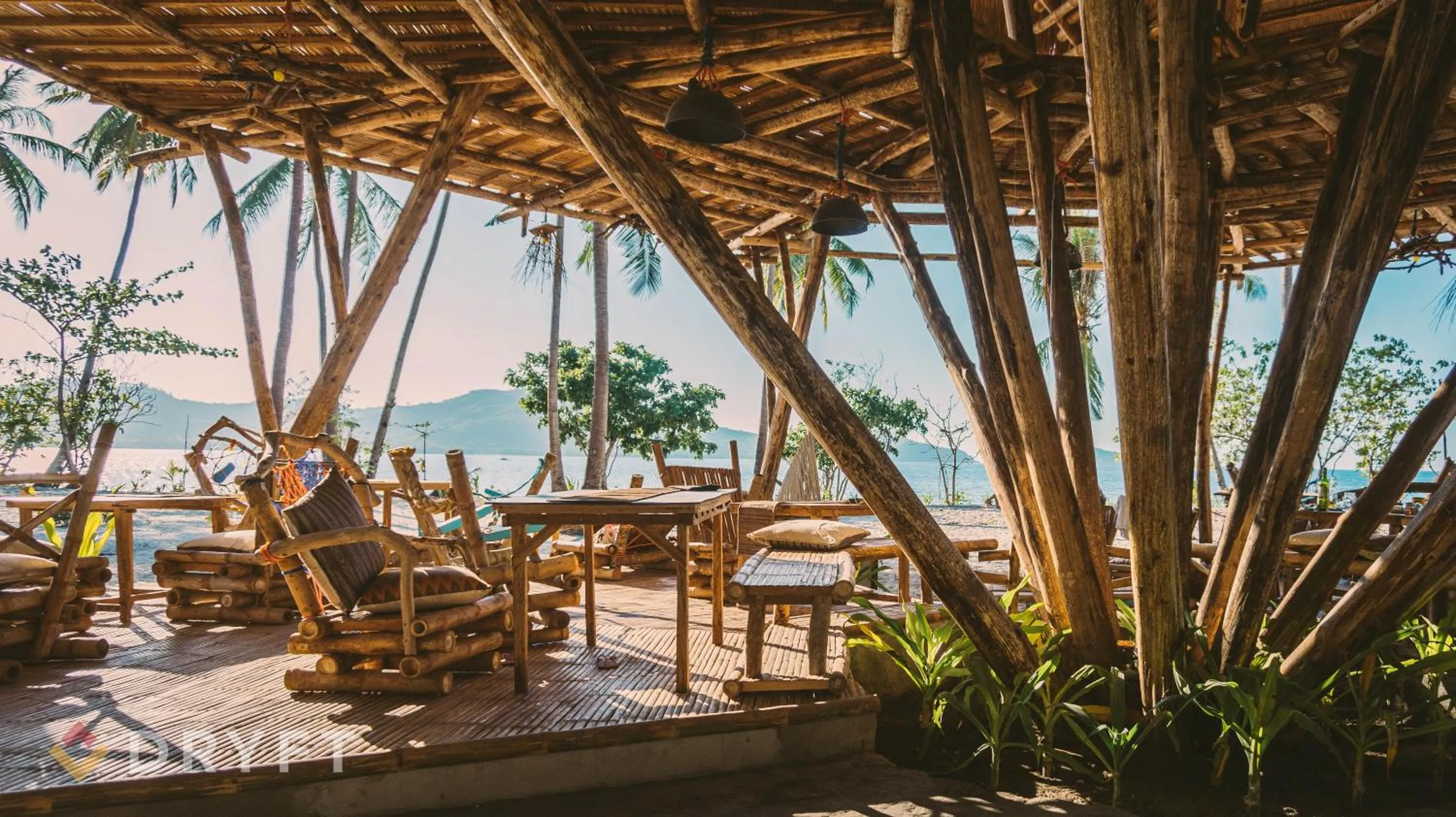 Restaurant/places to eat in Dryft Darocotan Island