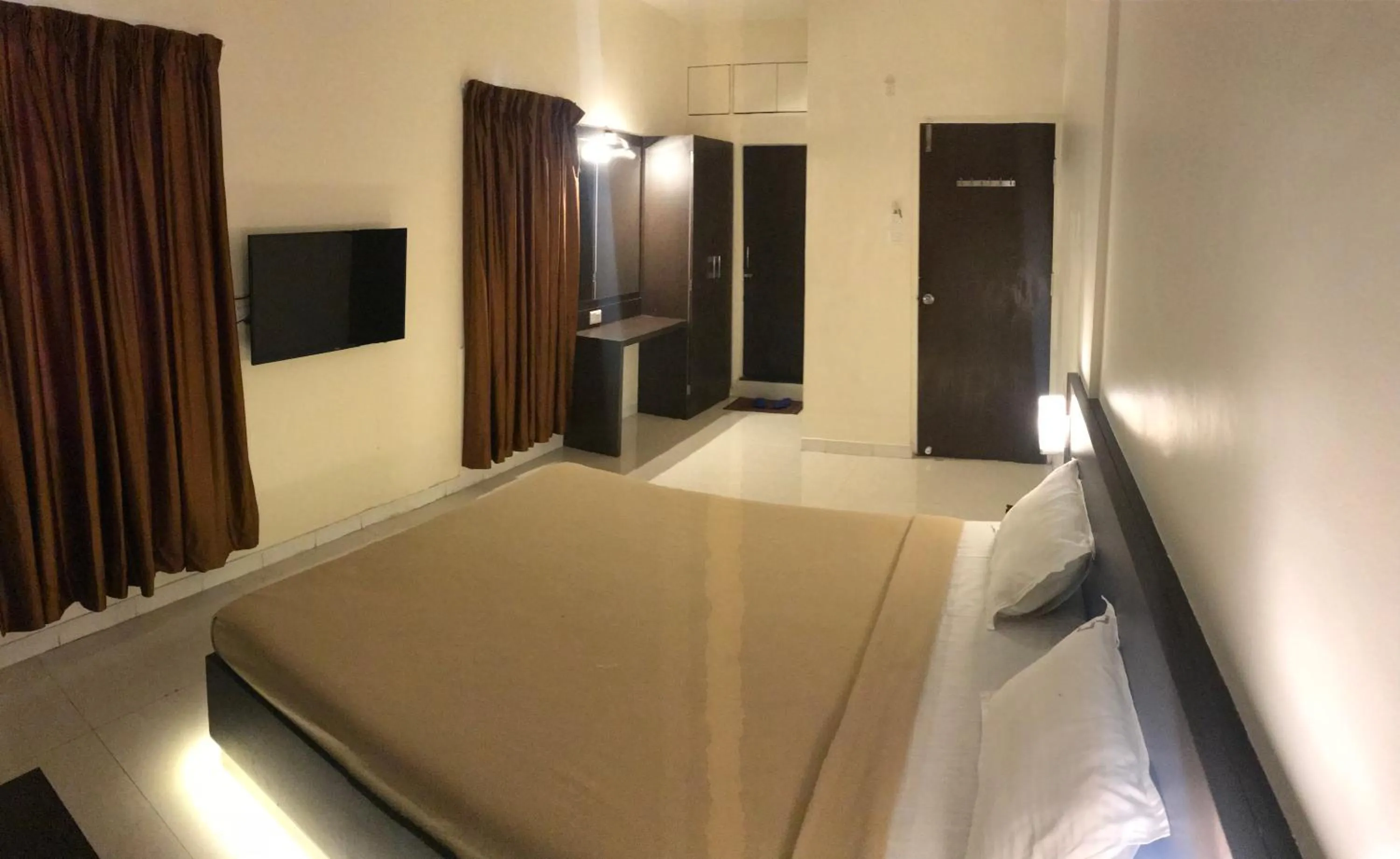 Bedroom in Choice Classic Hotel