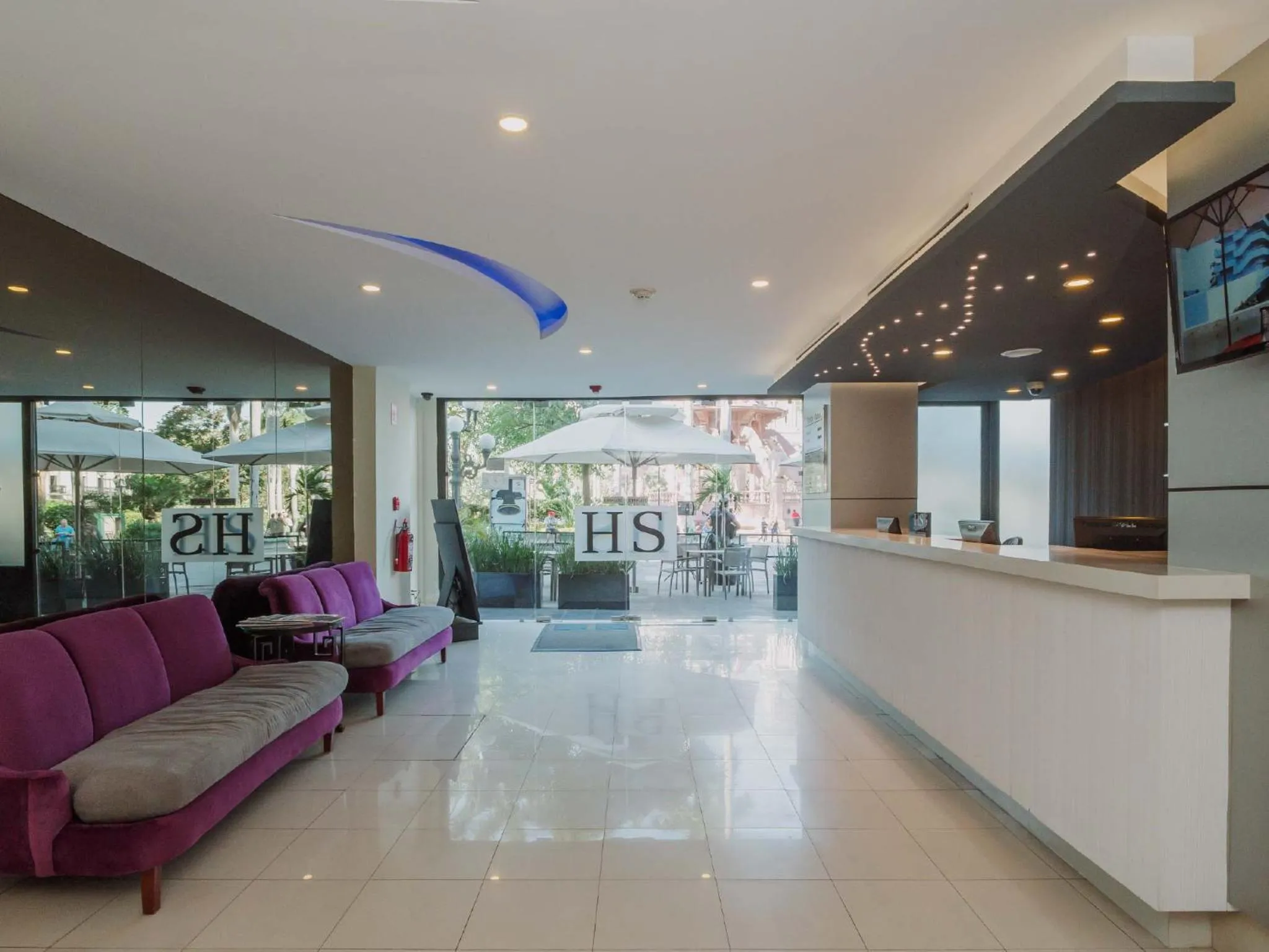 Communal lounge/ TV room in HS HOTSSON Smart Value Tampico