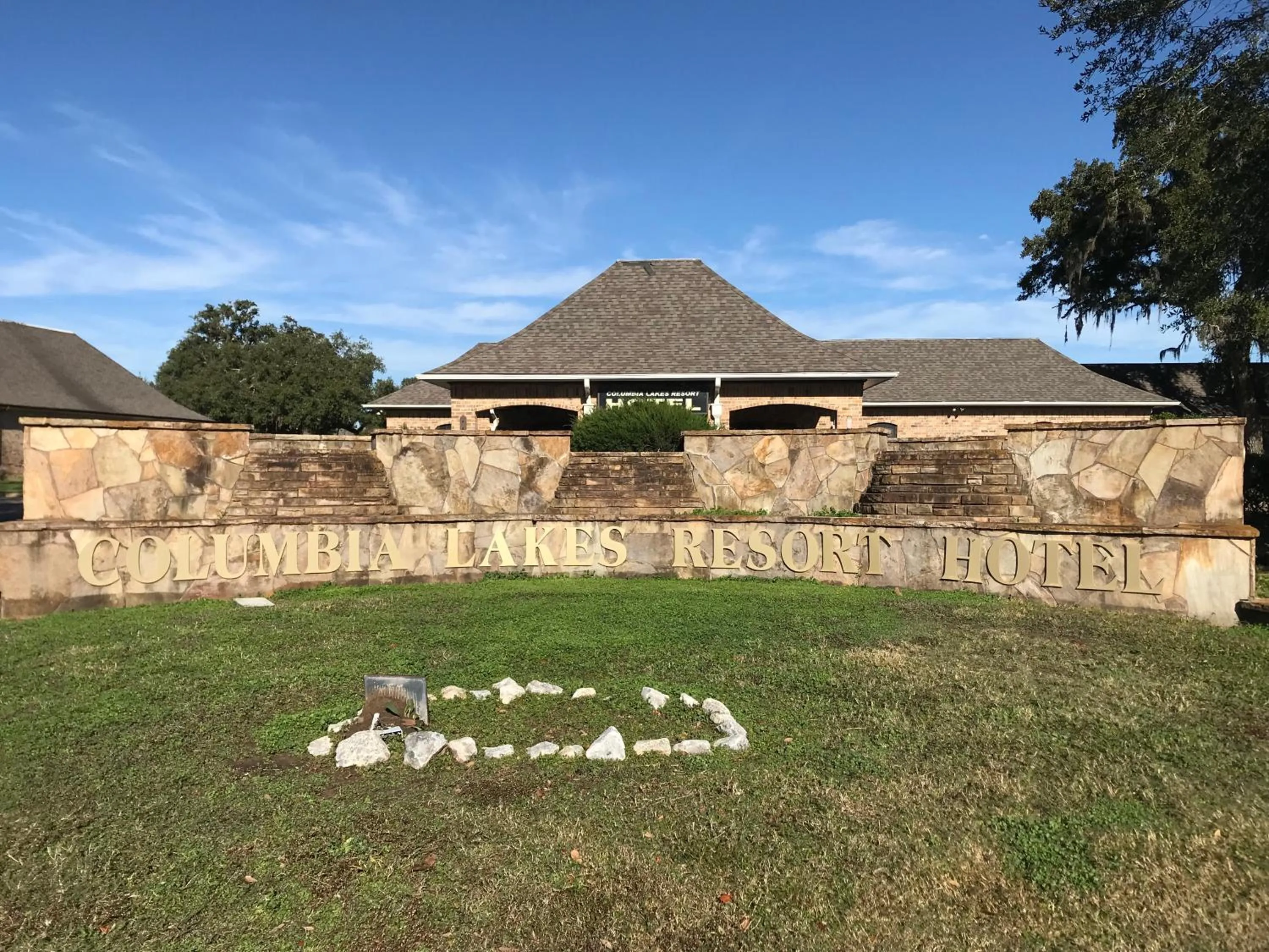 Property Building in Lakeview Hotel