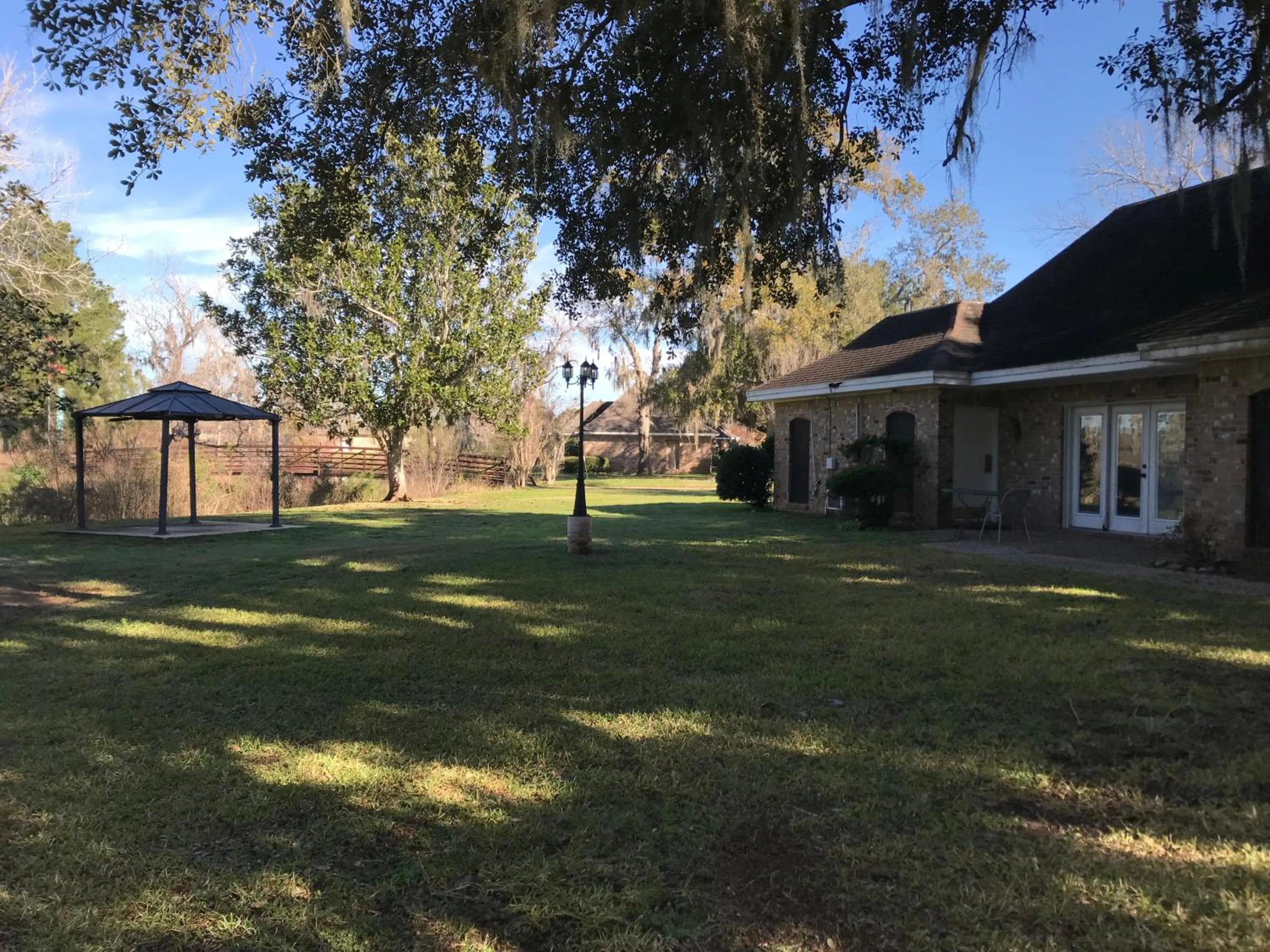 Property Building in Lakeview Hotel