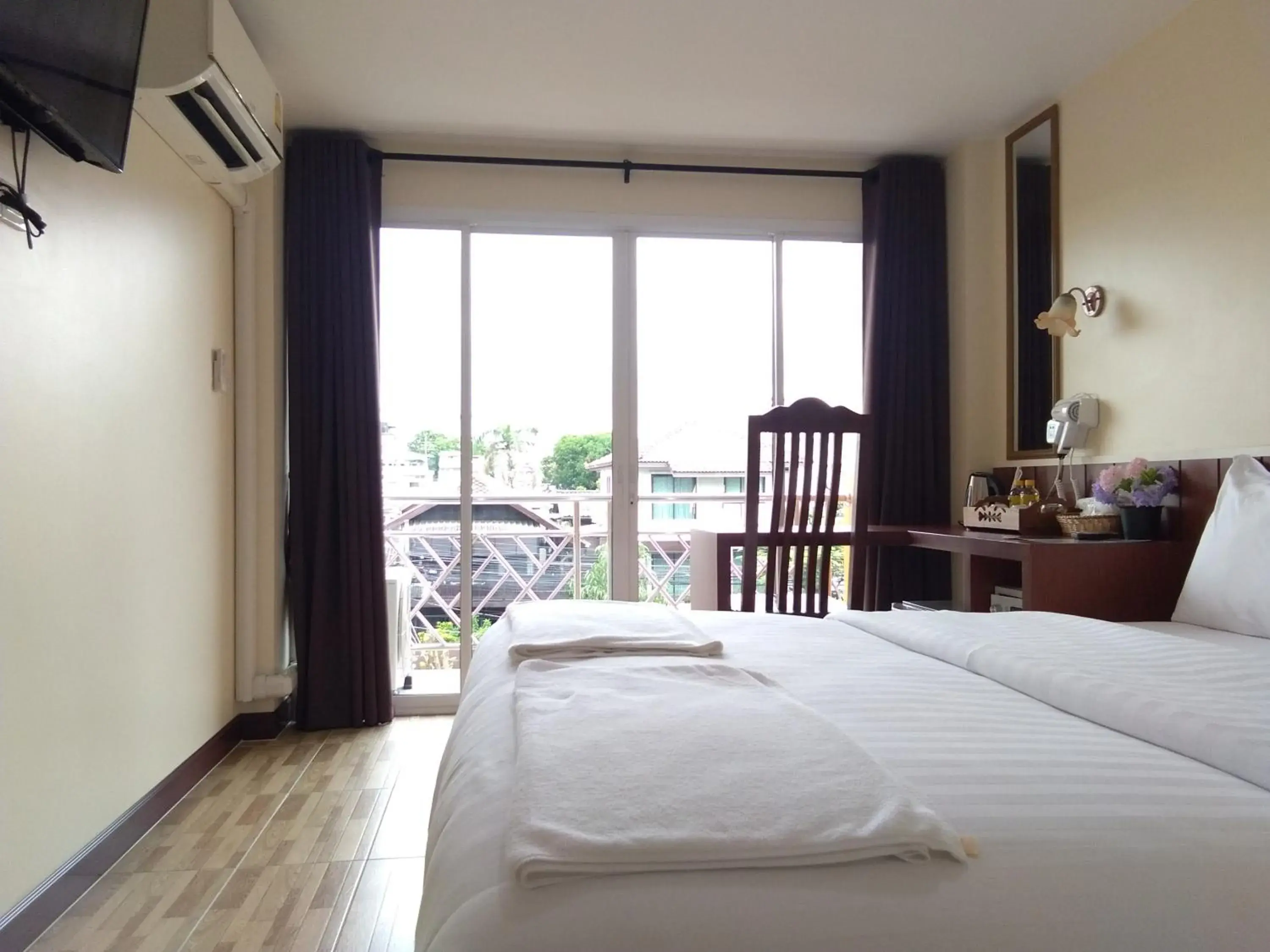 Double Room with Garden View in Baan Wanchart Double Room with Garden View in Baan Wanchart