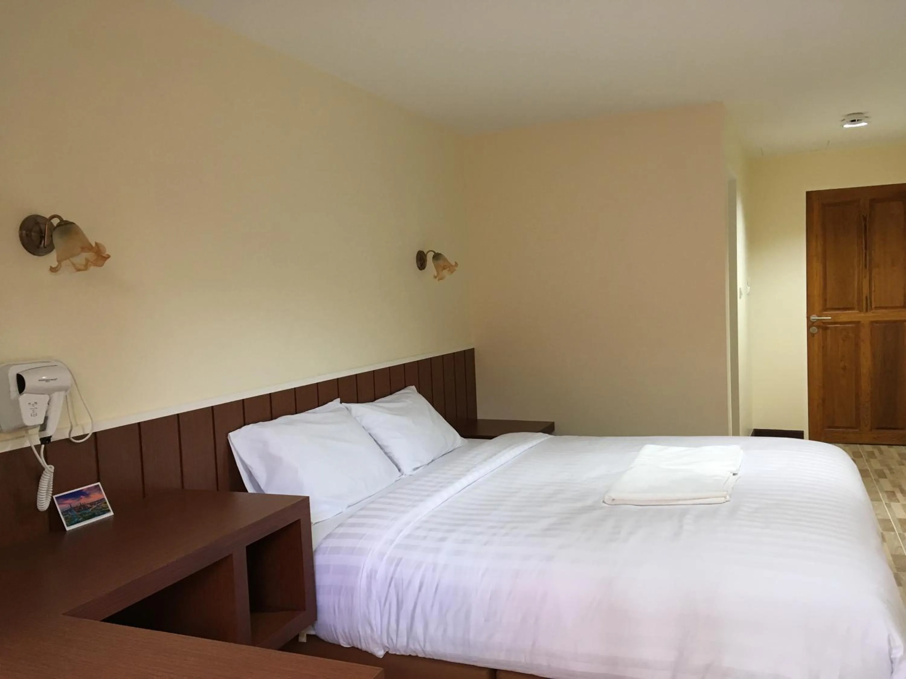 Bed in Baan Wanchart