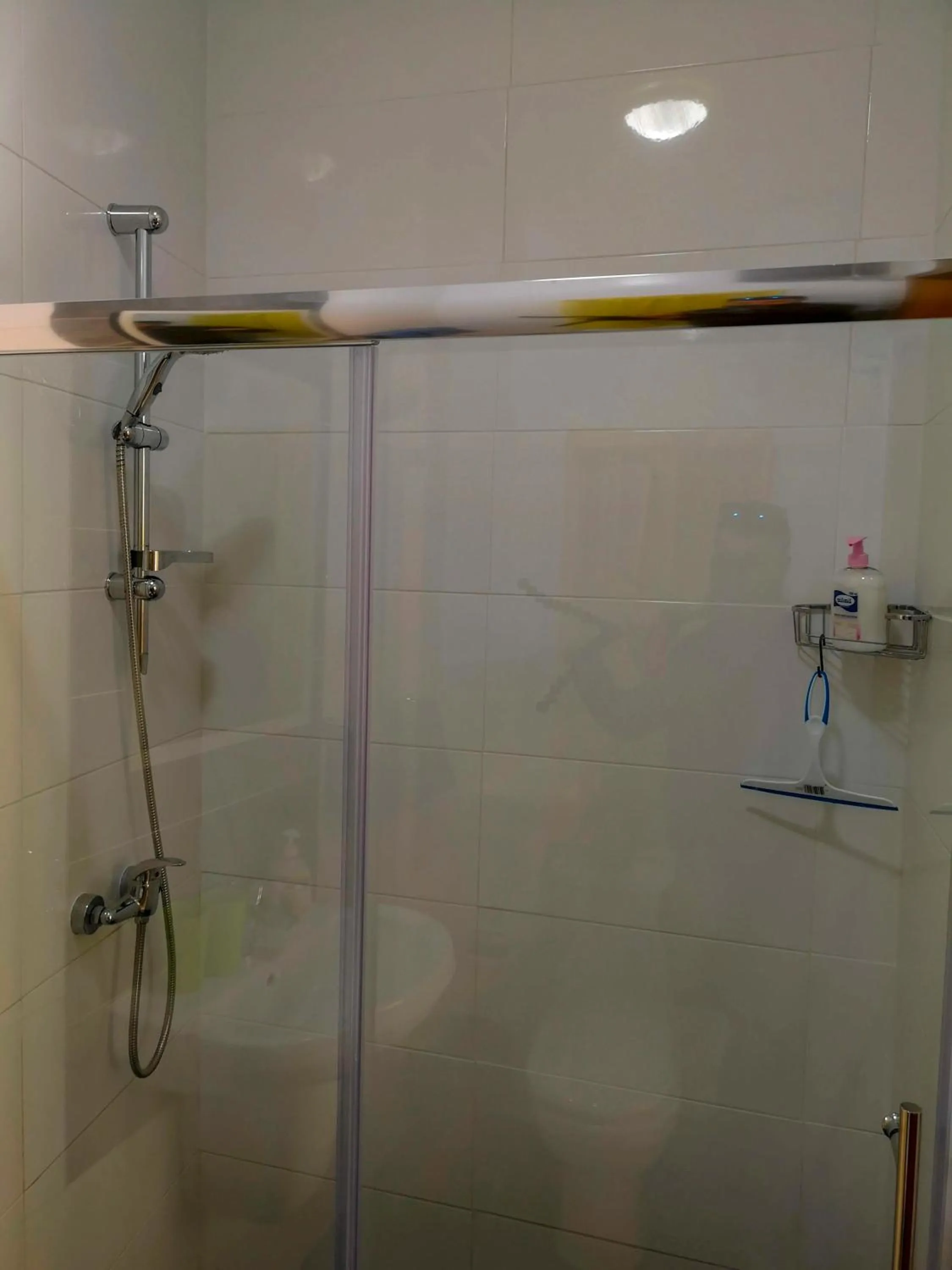 Shower in All Nations Holiday Home