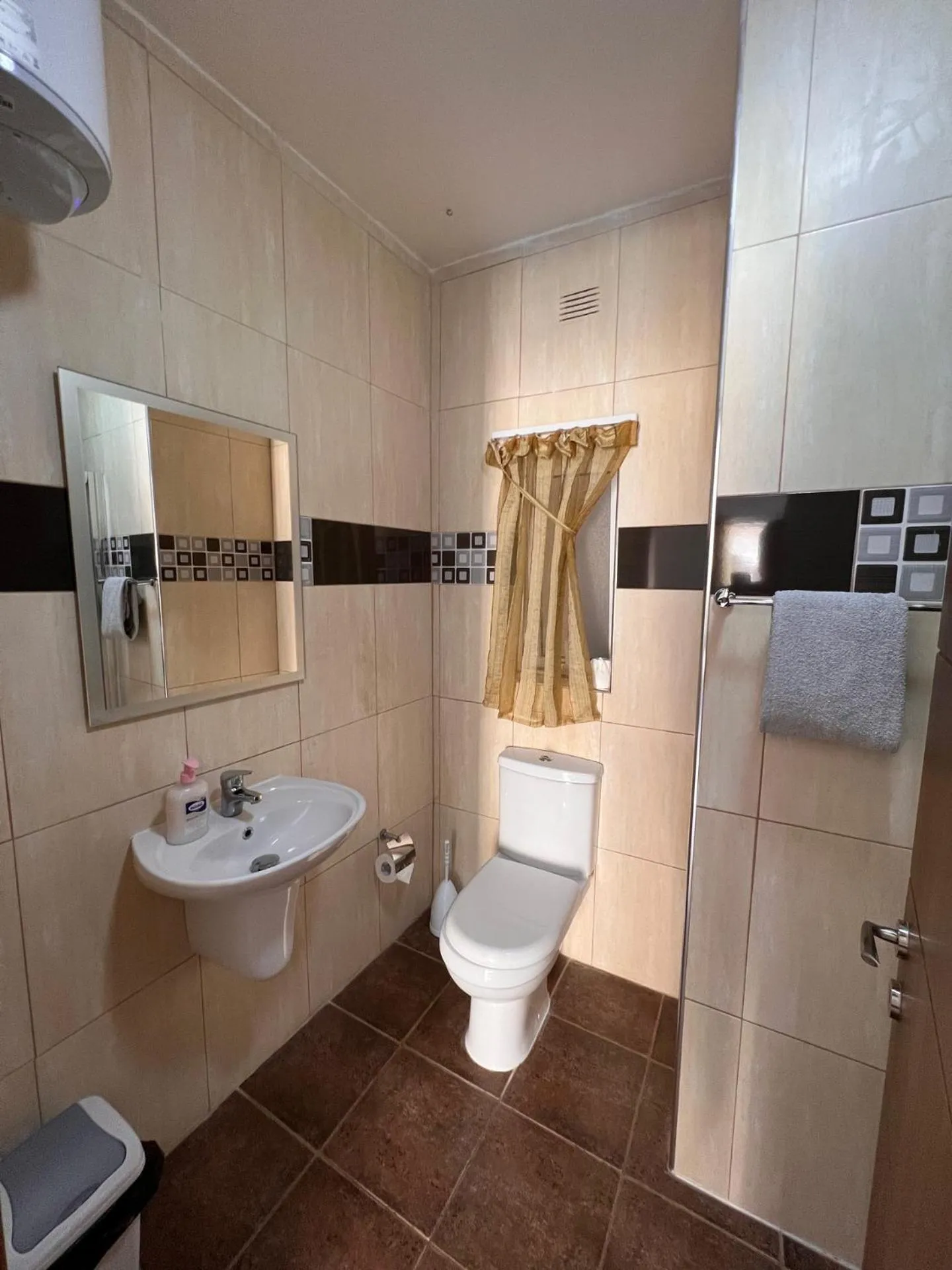 Bathroom in All Nations Holiday Home