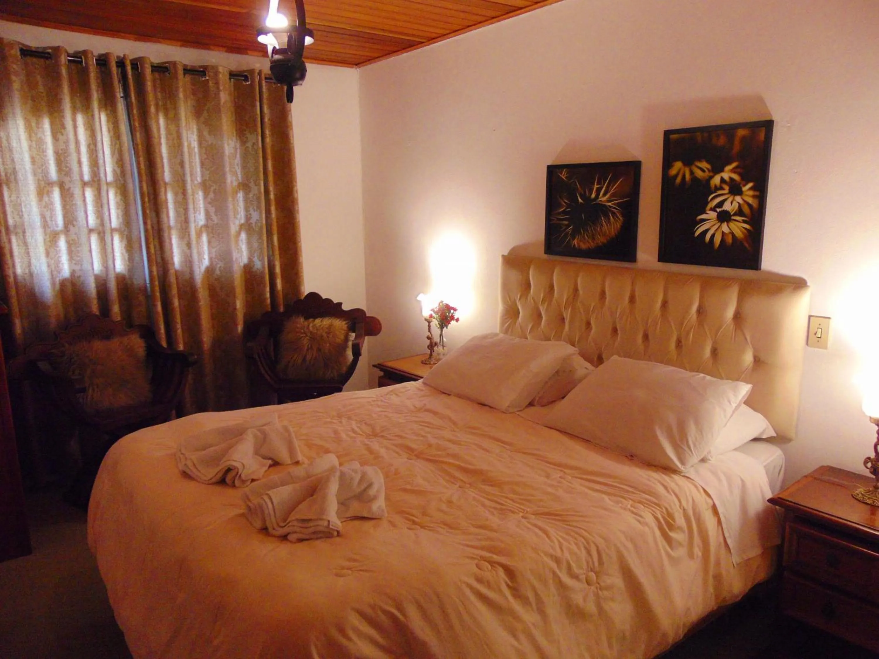 Bedroom, Bed in Pousada Village Por do Sol by Concavus