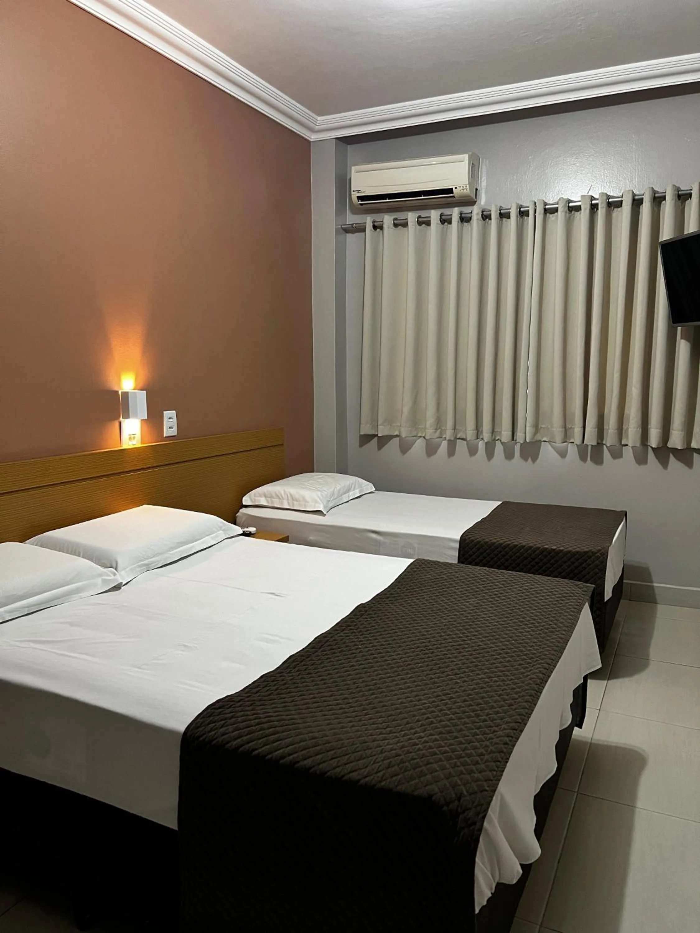 Bed in Hotel Astória Maringá