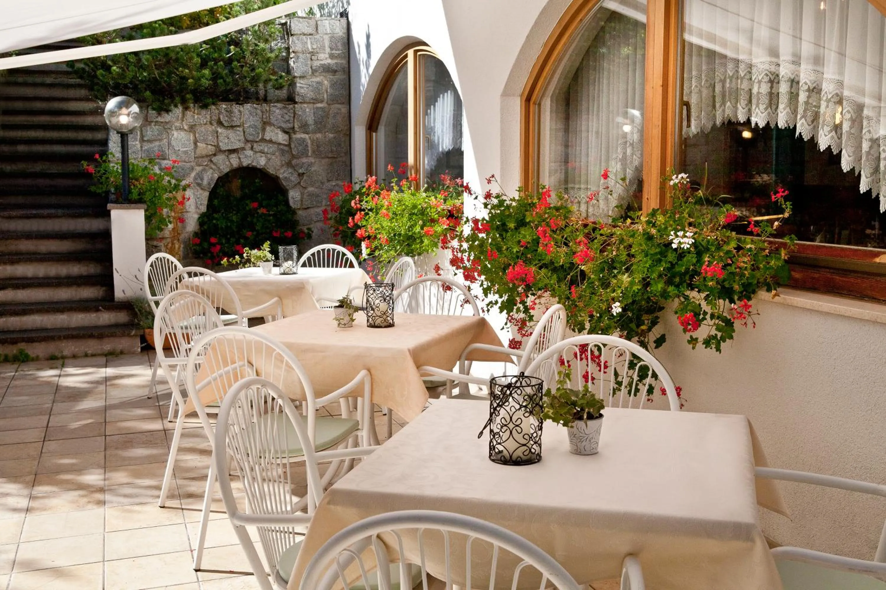 Garden in Hotel Alpenhof