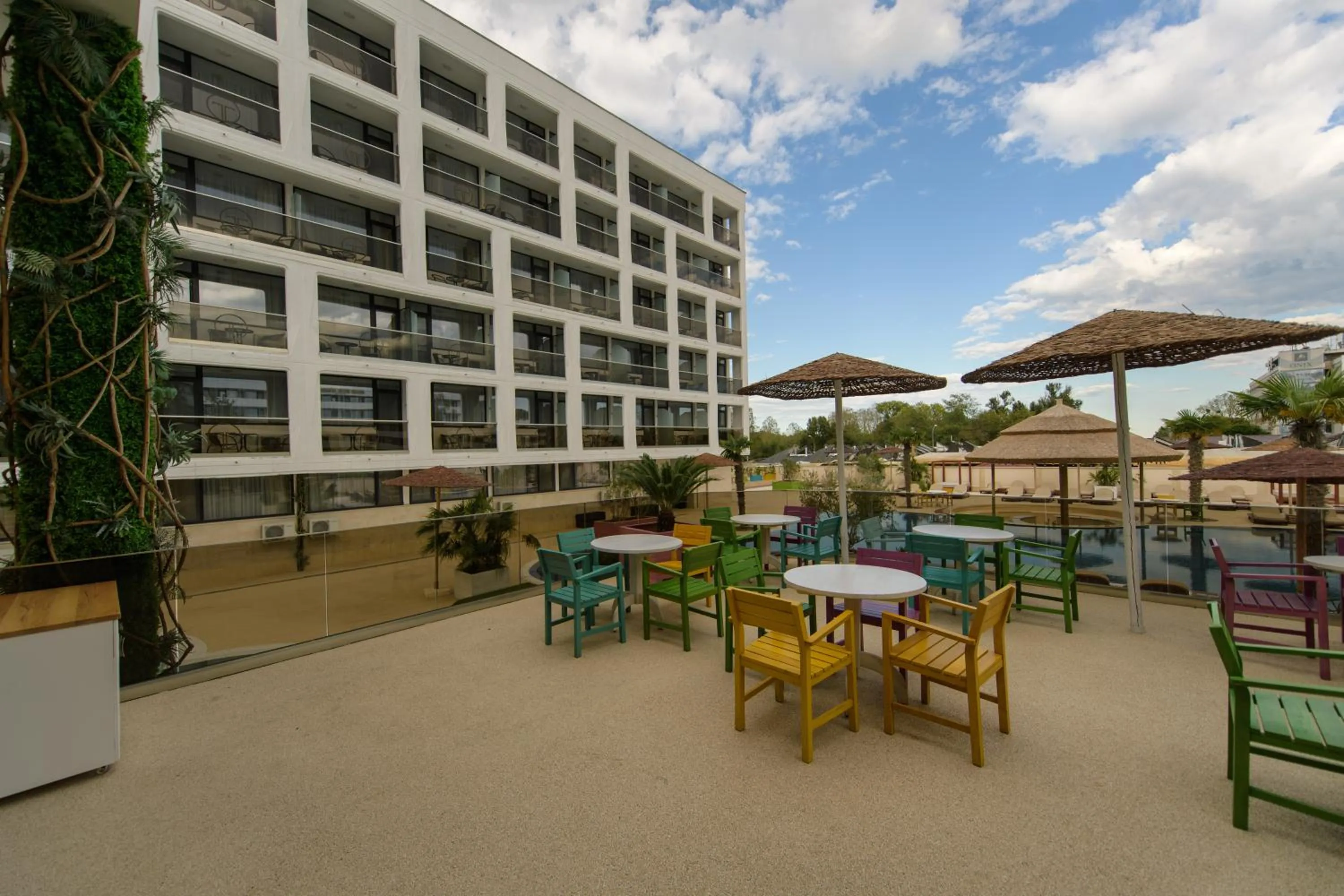 Restaurant/places to eat in Hotel Terra