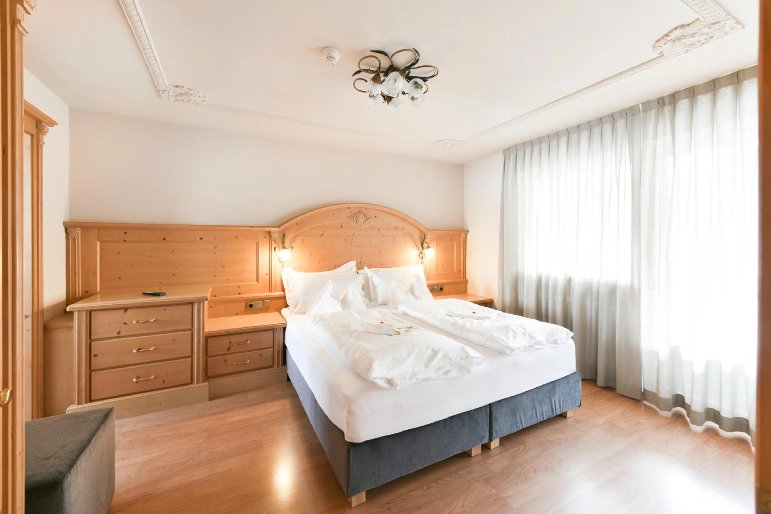 Bed in Wellness Residence Villa Leck