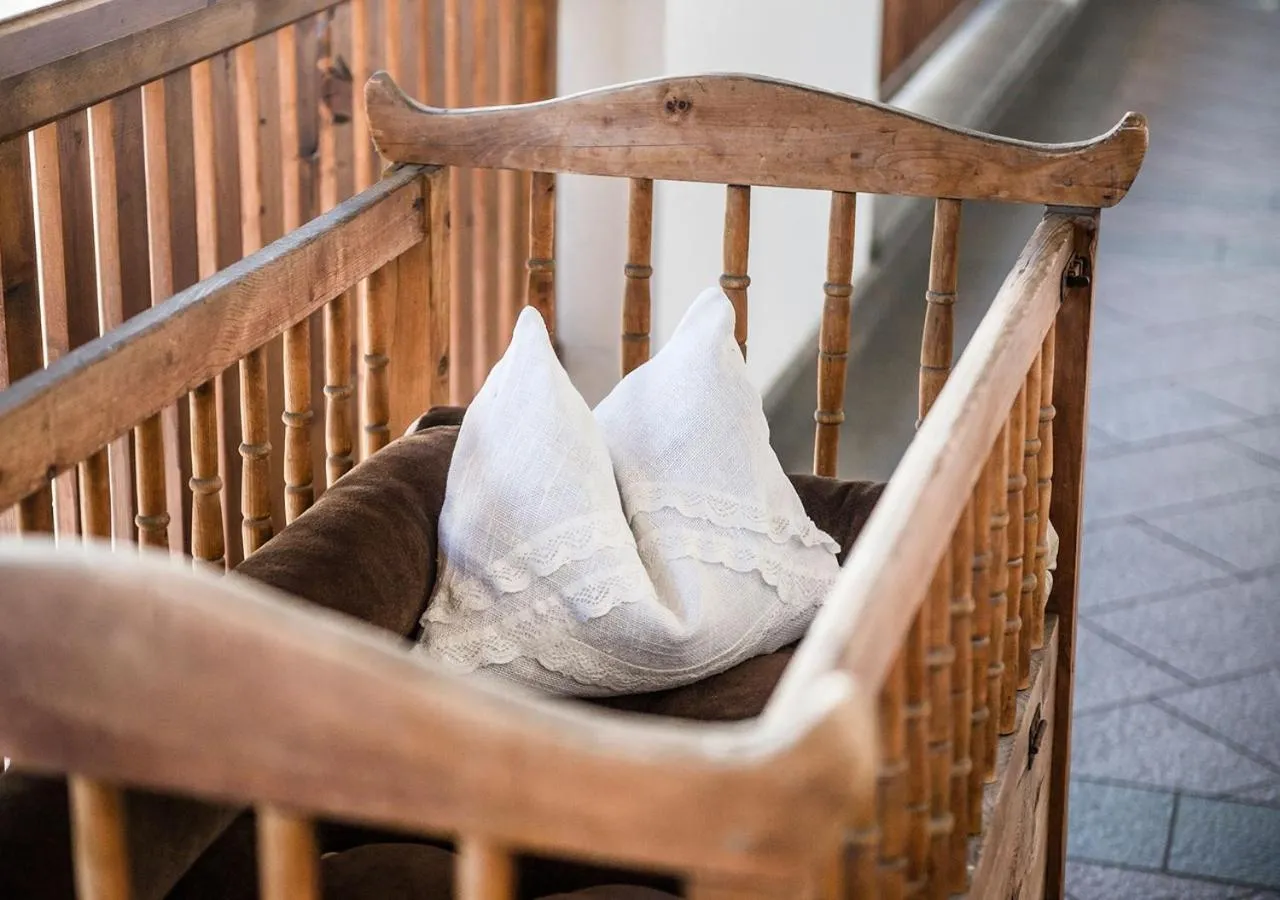 Bed in Wellness Residence Villa Leck