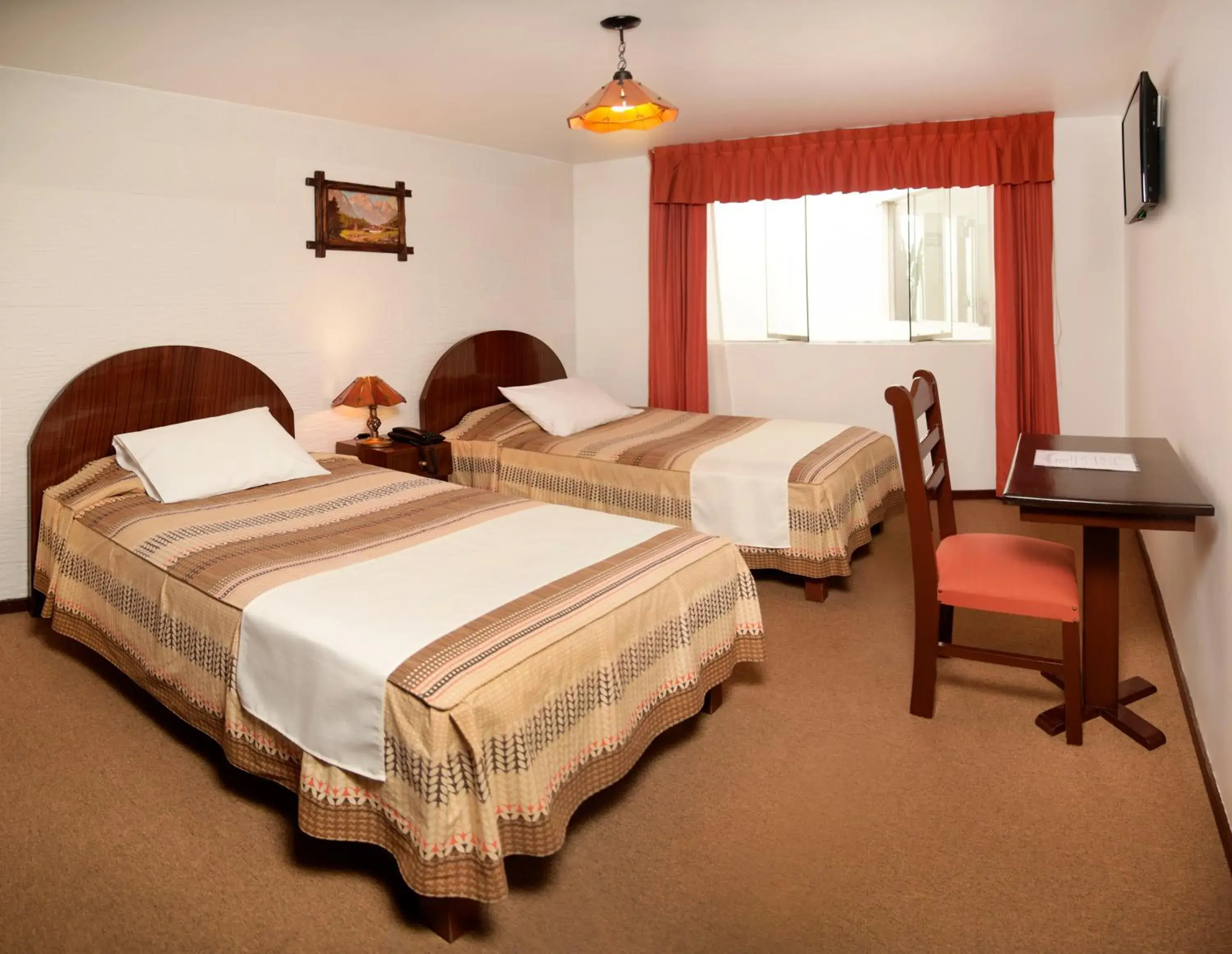 Twin Room in Hotel Benavides Twin Room in Hotel Benavides