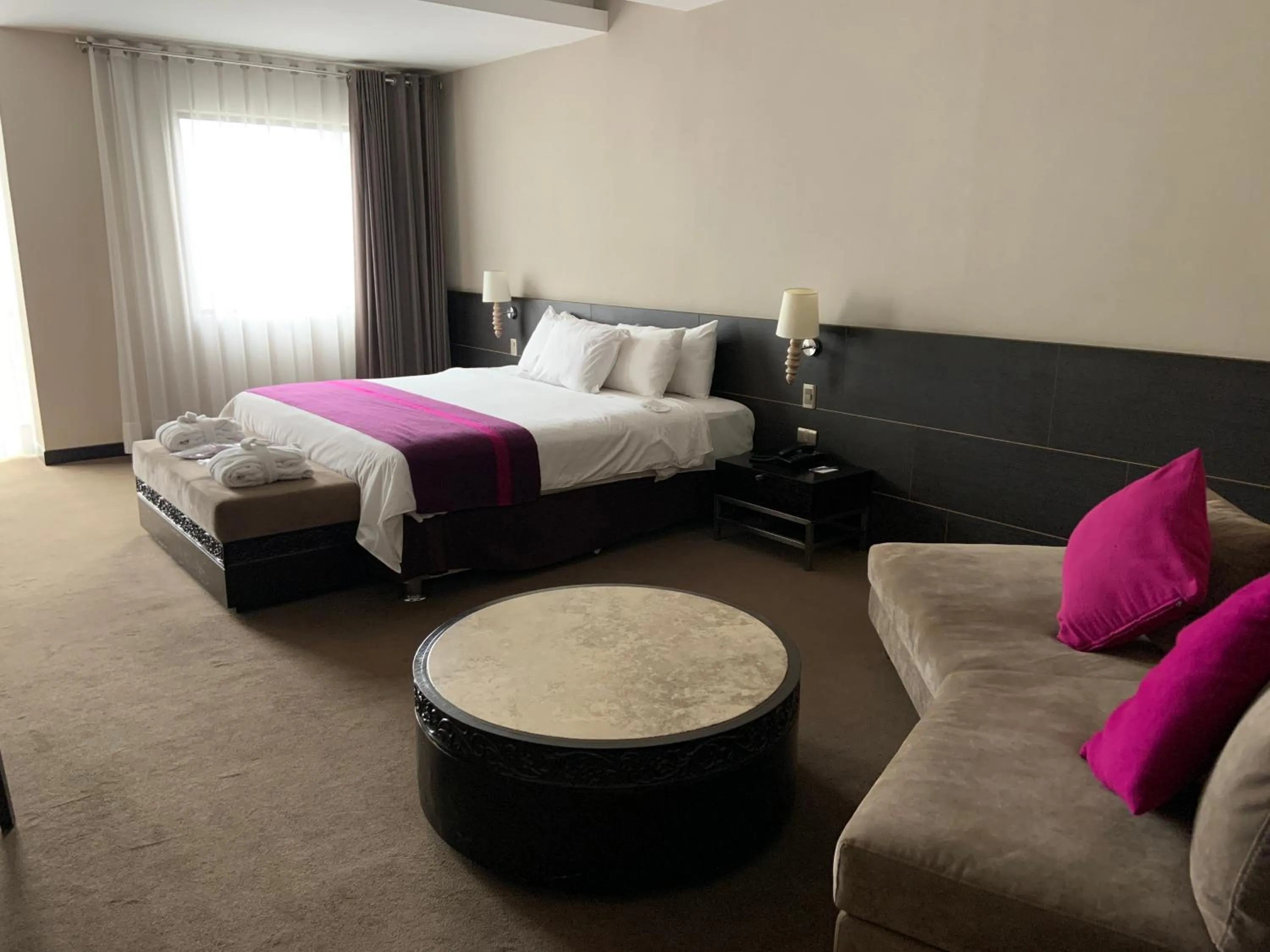 Bed in Arawi Miraflores Prime