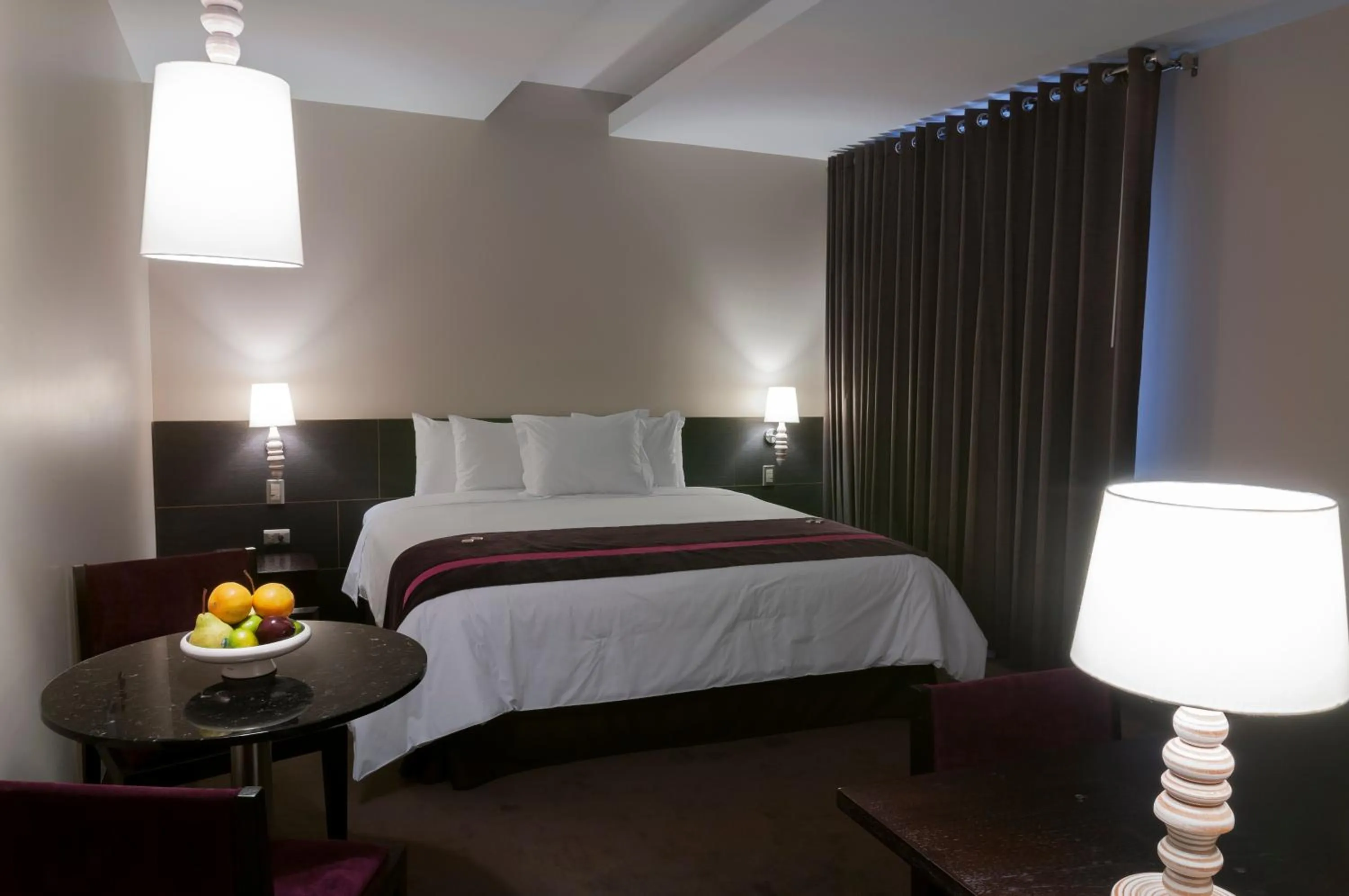 Bed in Arawi Miraflores Prime