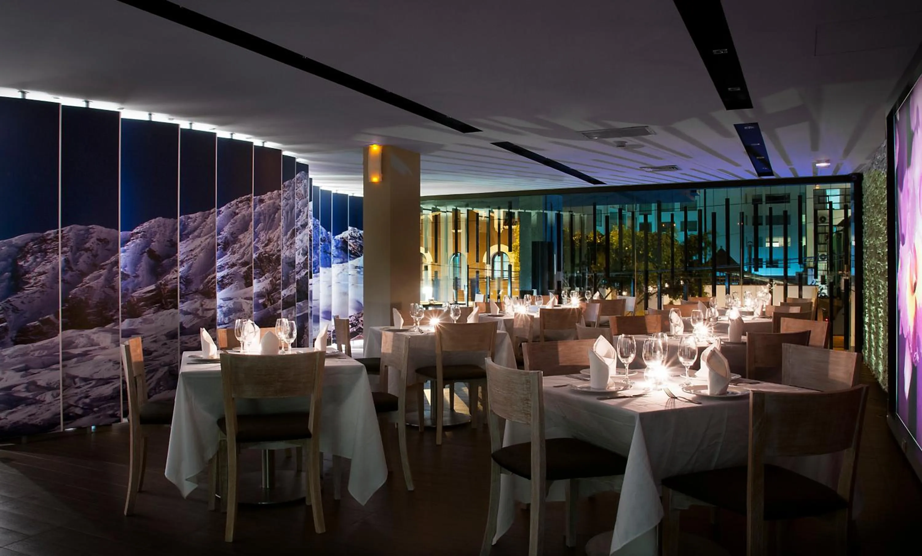 Restaurant/places to eat in Arawi Miraflores Prime