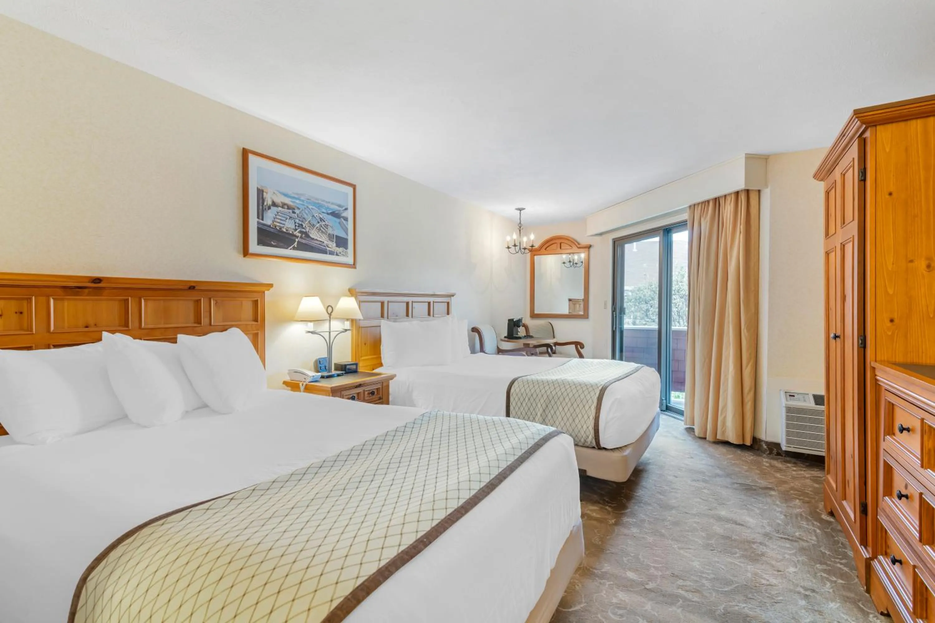 Bed in Meadowmere Resort