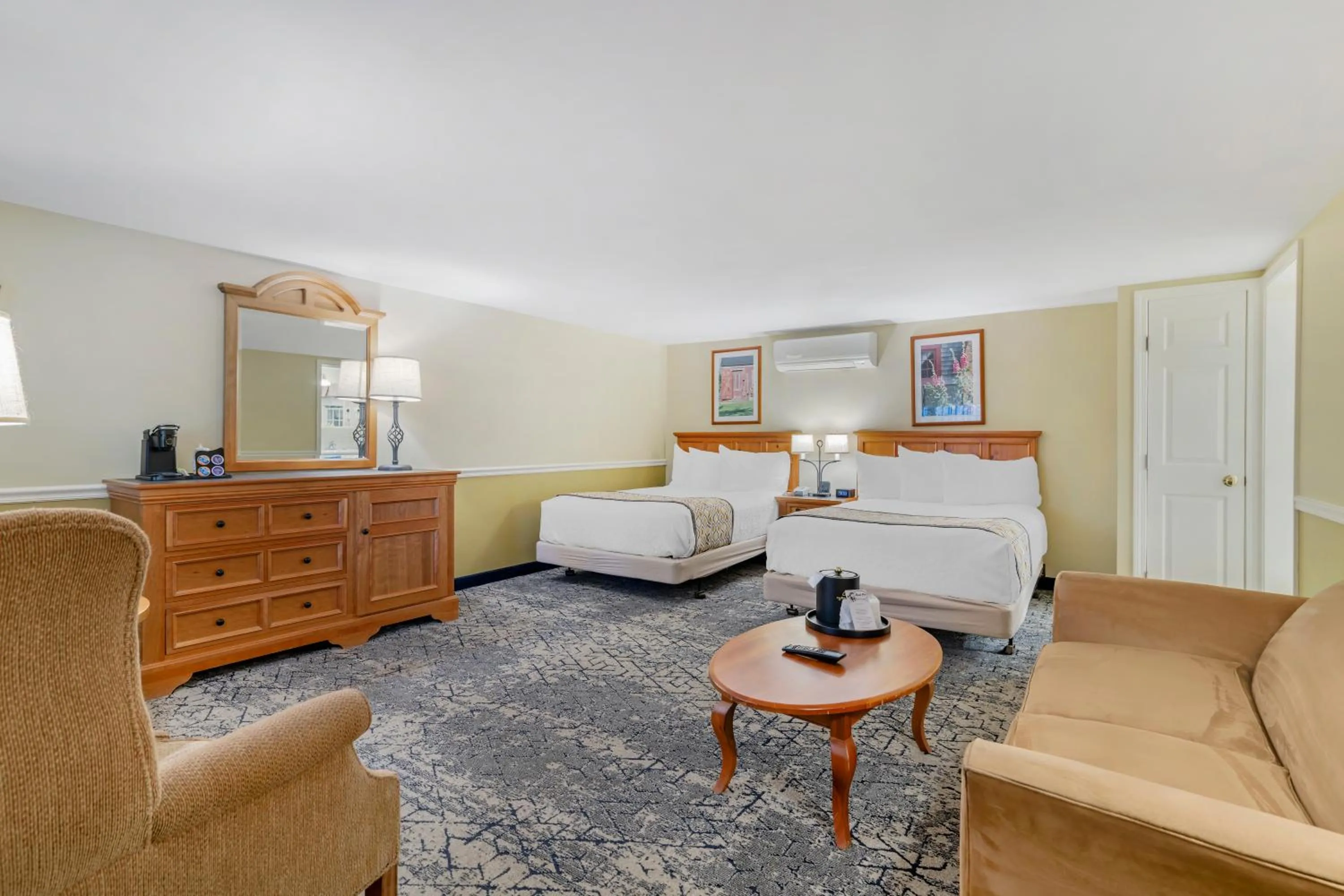 Bed in Meadowmere Resort