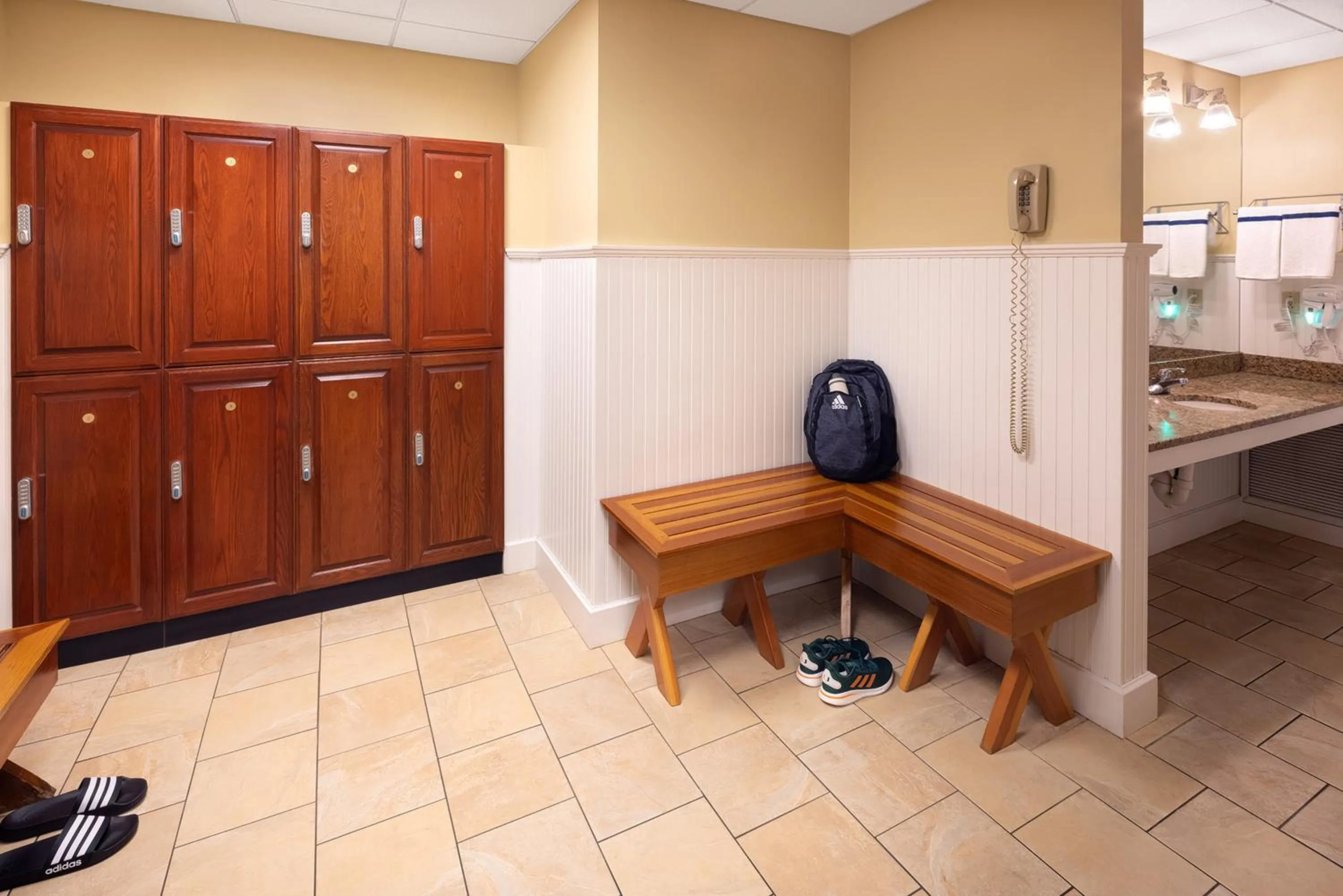 locker in Meadowmere Resort