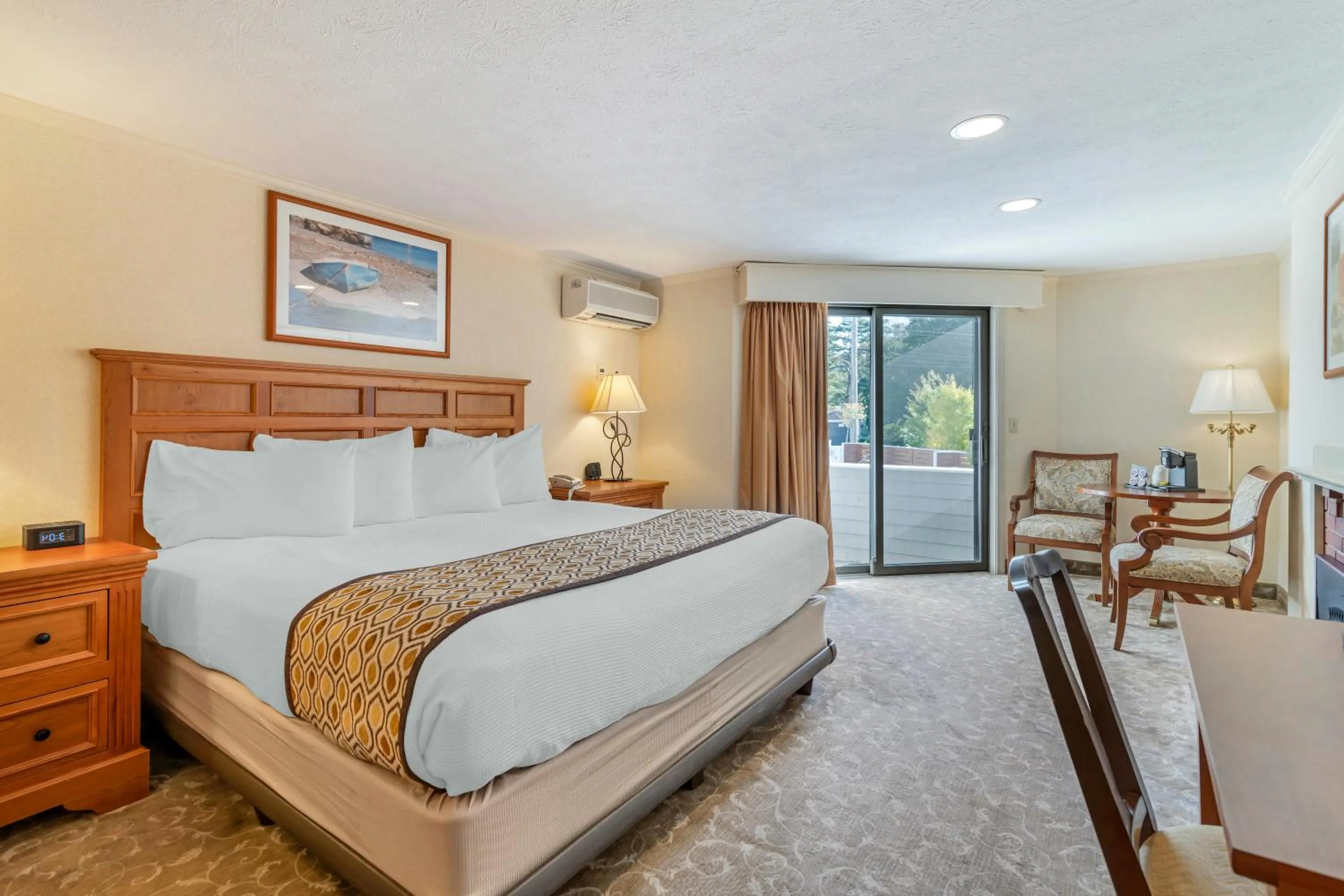 Bed in Meadowmere Resort