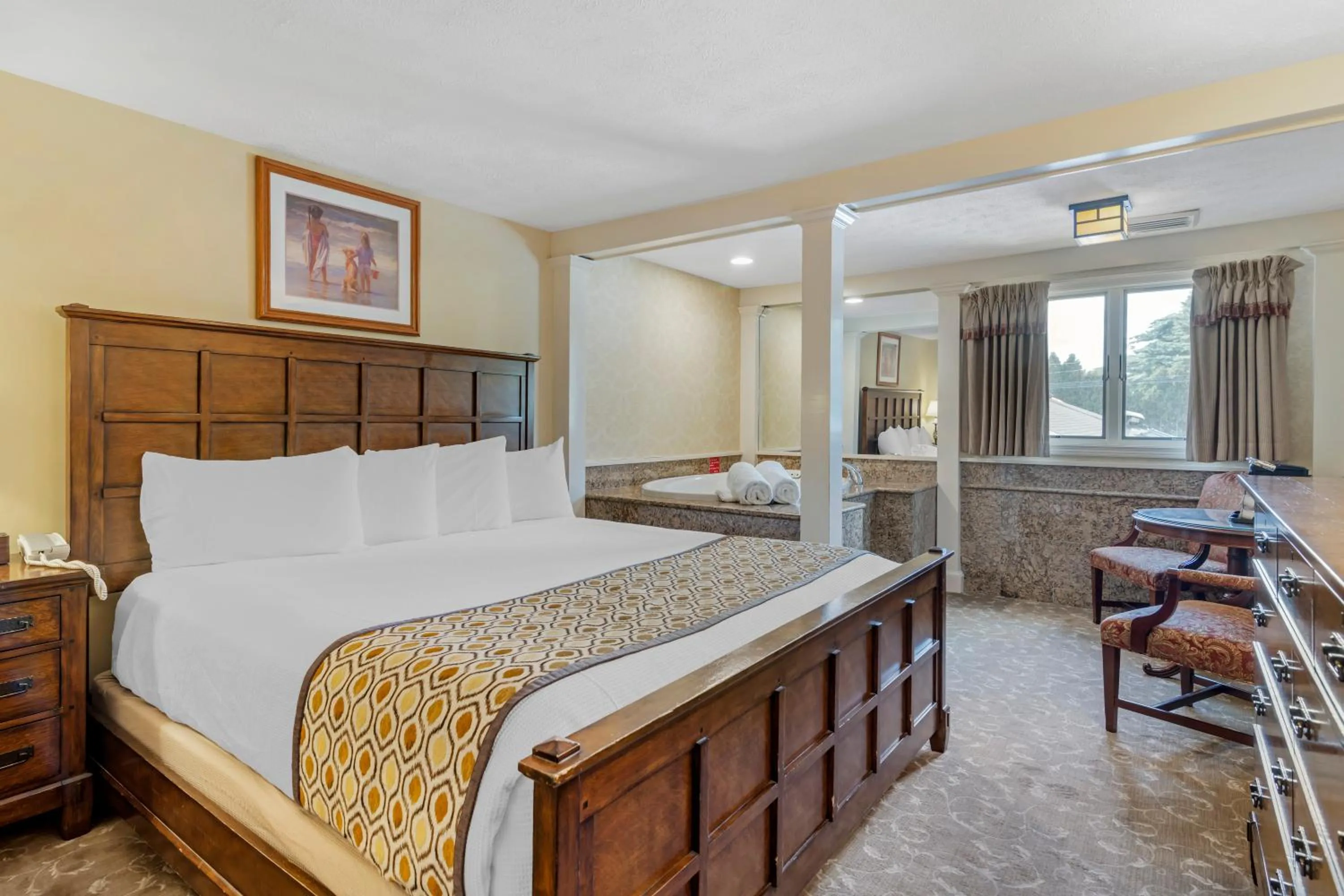 Bed in Meadowmere Resort