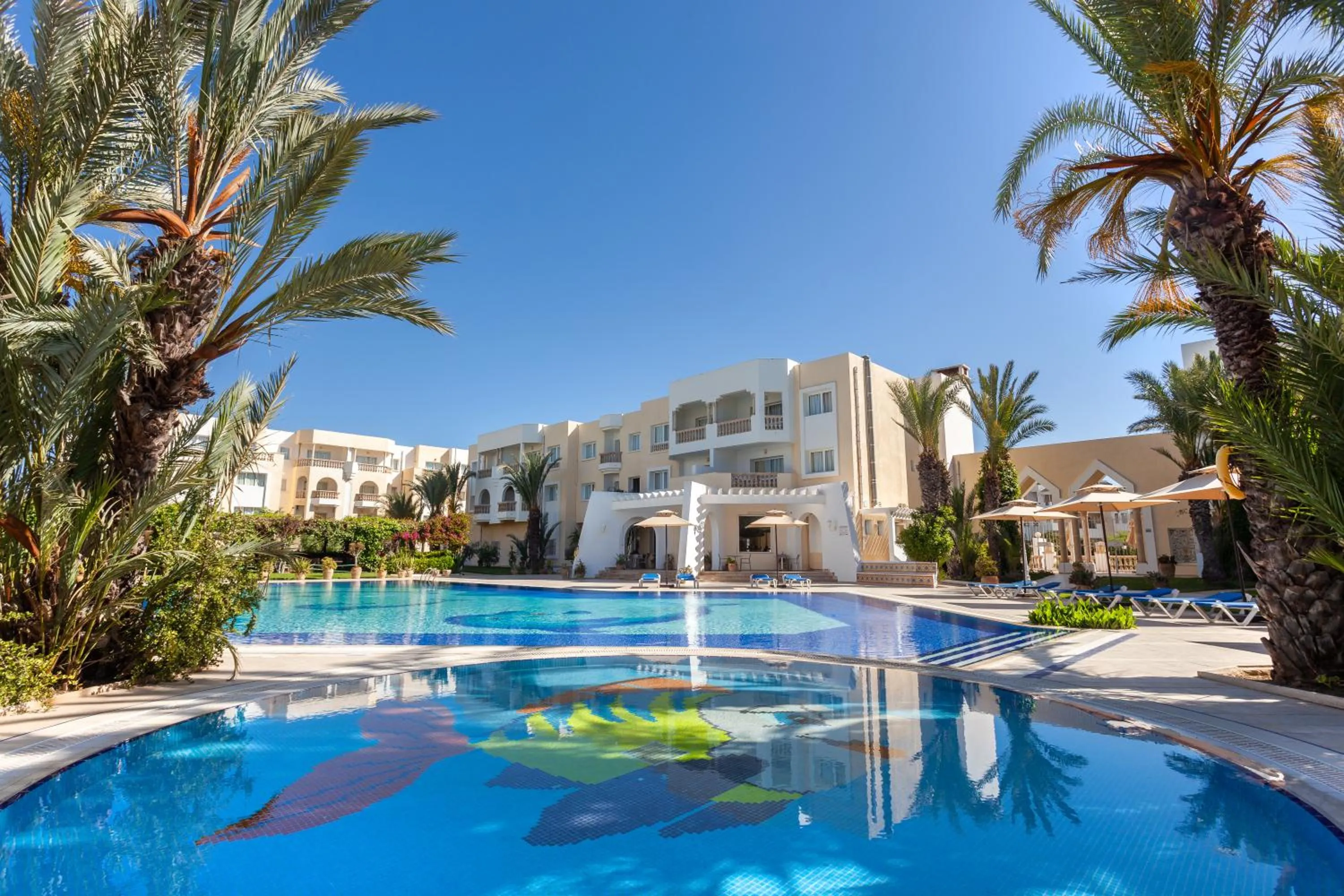 Property building in Le Corail Apart'Hotel & Splash Park