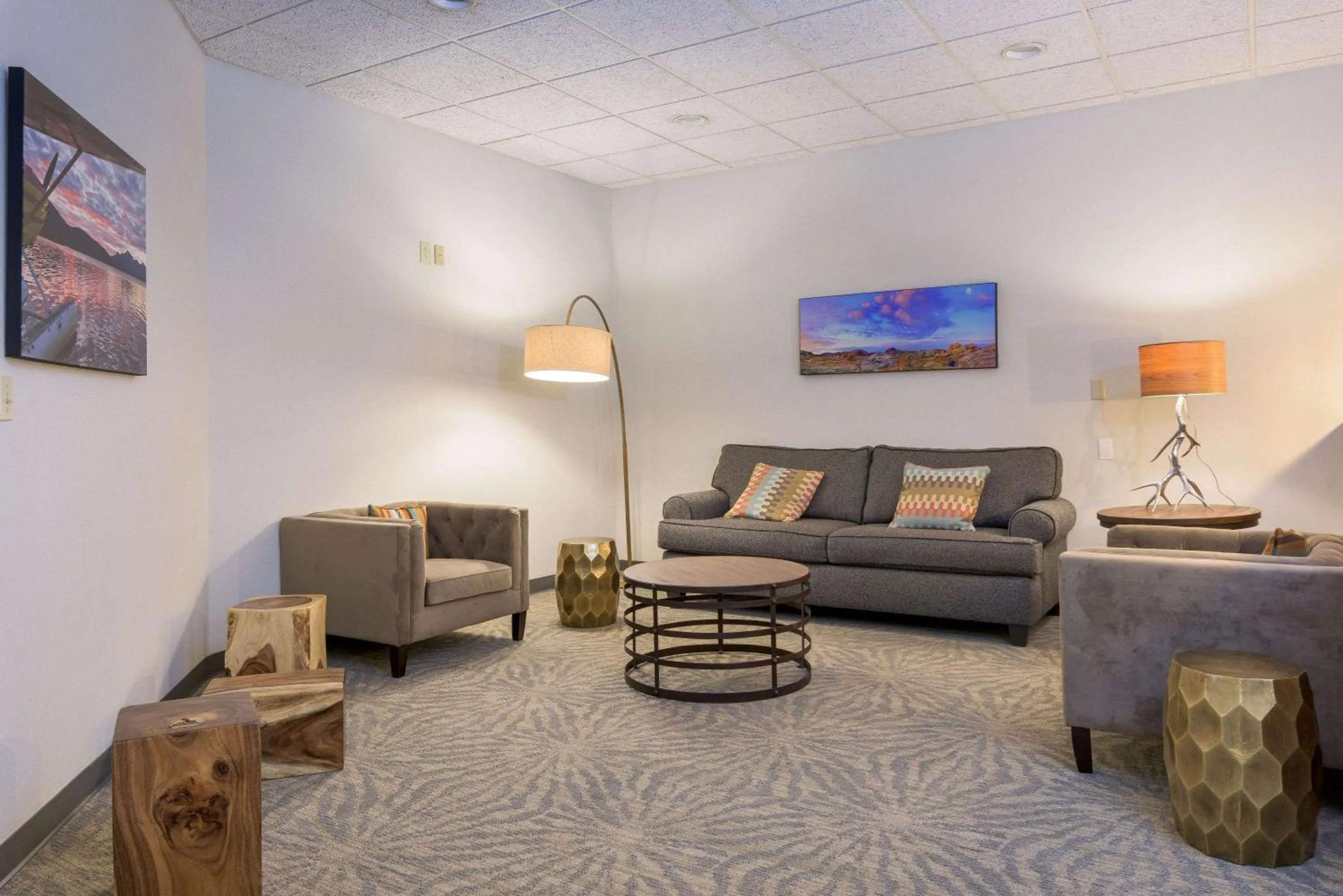 Lobby or reception in Ramada by Wyndham Boise