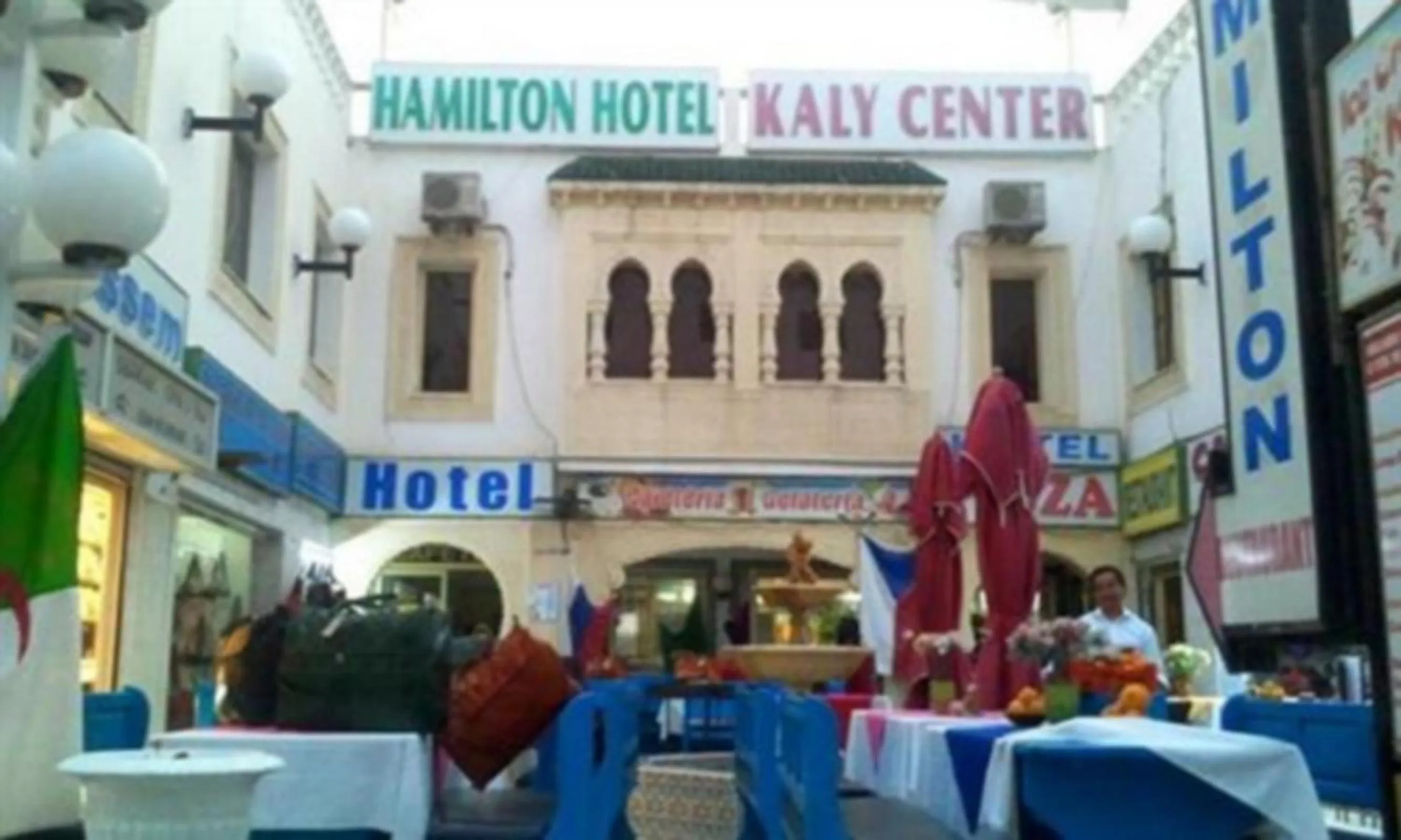 Facade/entrance in Hotel Hamilton