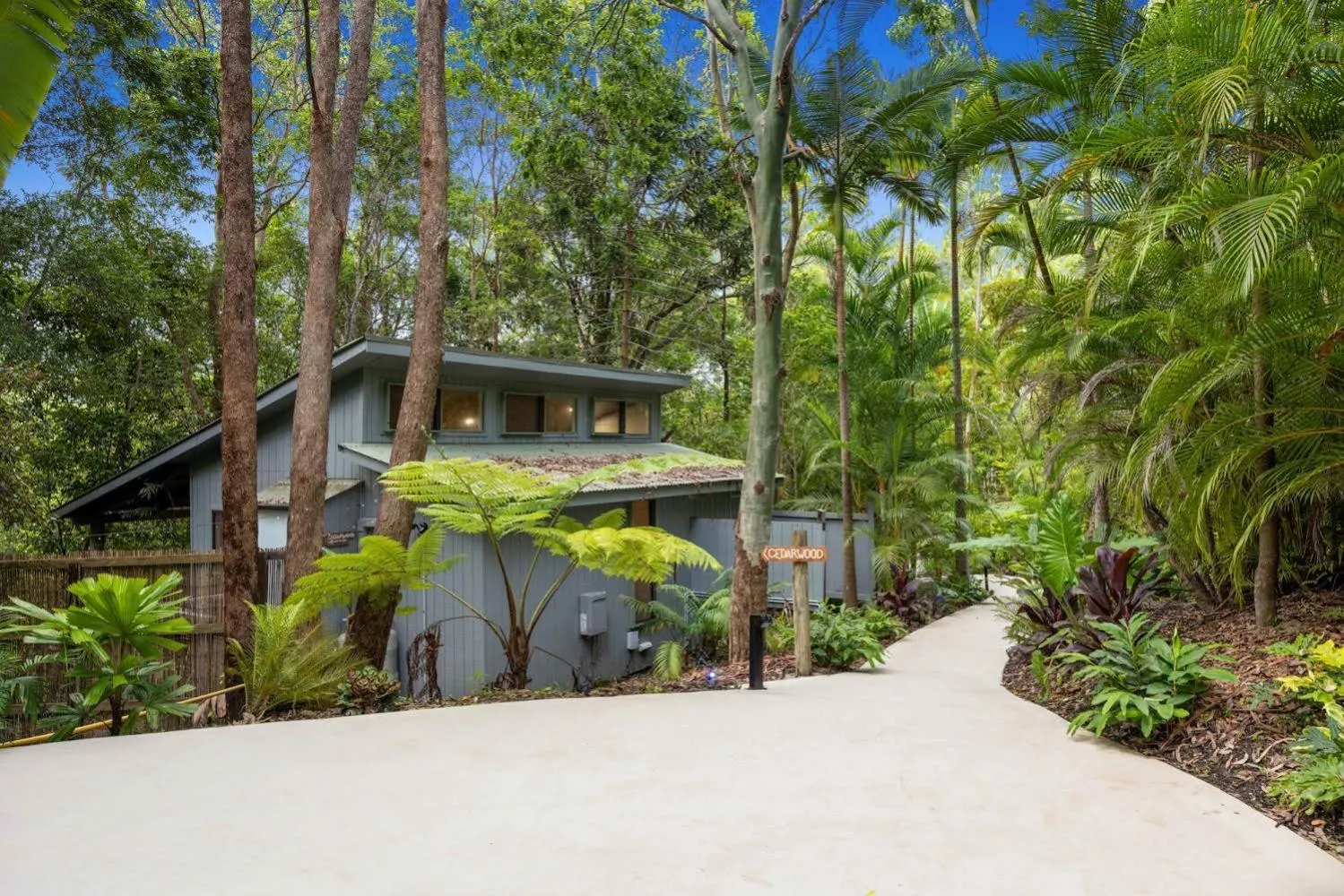 Property building in Hunchy Hideaway