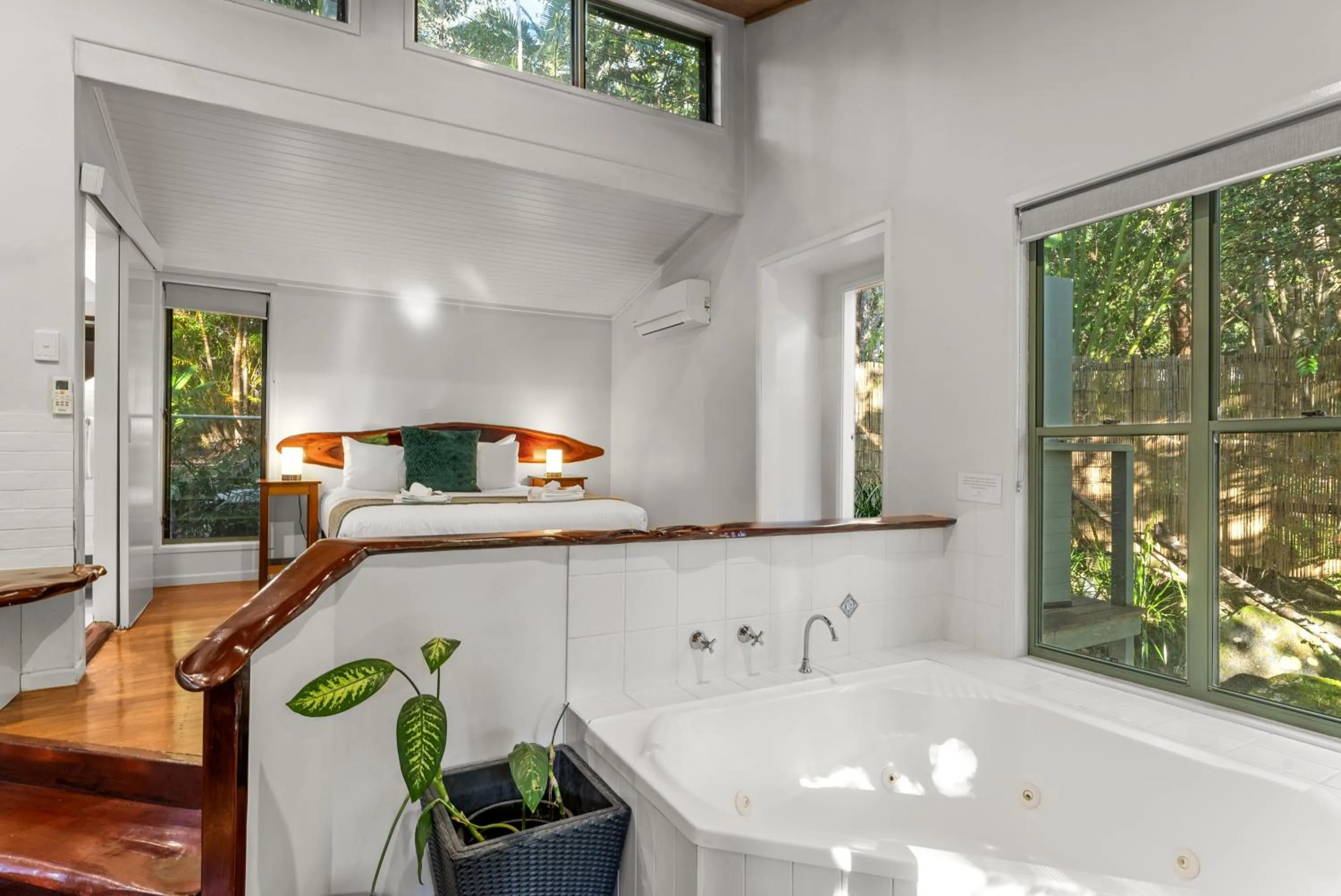 Bed in Hunchy Hideaway