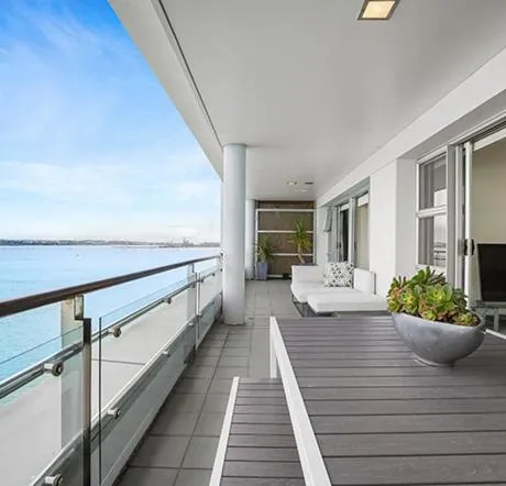 Auckland Waterfront Serviced Apartments on Prince's Wharf
