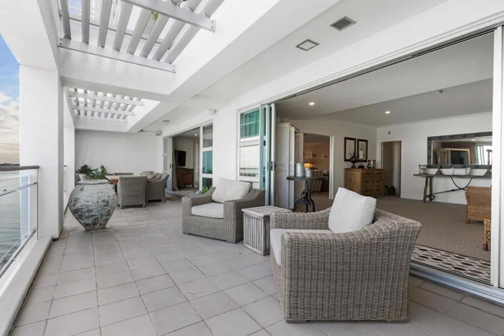 Auckland Waterfront Serviced Apartments on Prince's Wharf