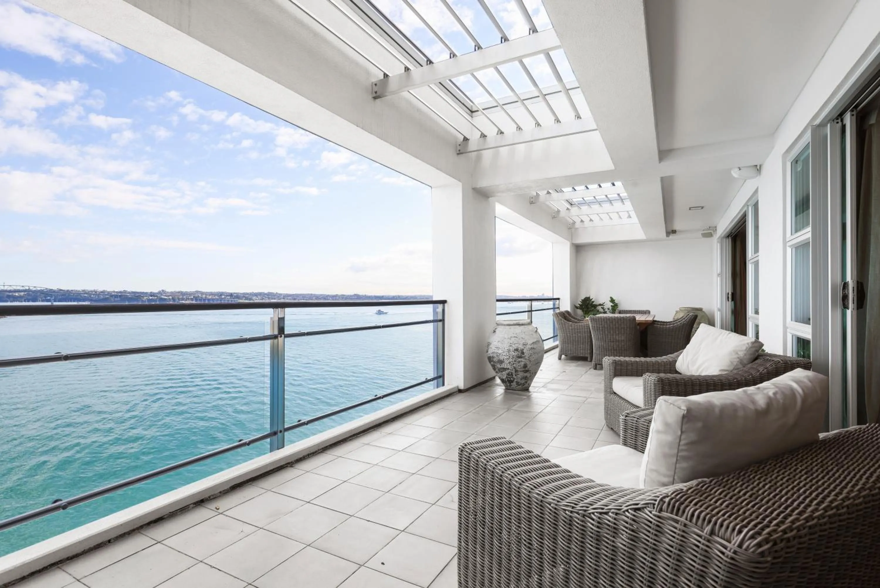 Auckland Waterfront Serviced Apartments on Prince's Wharf