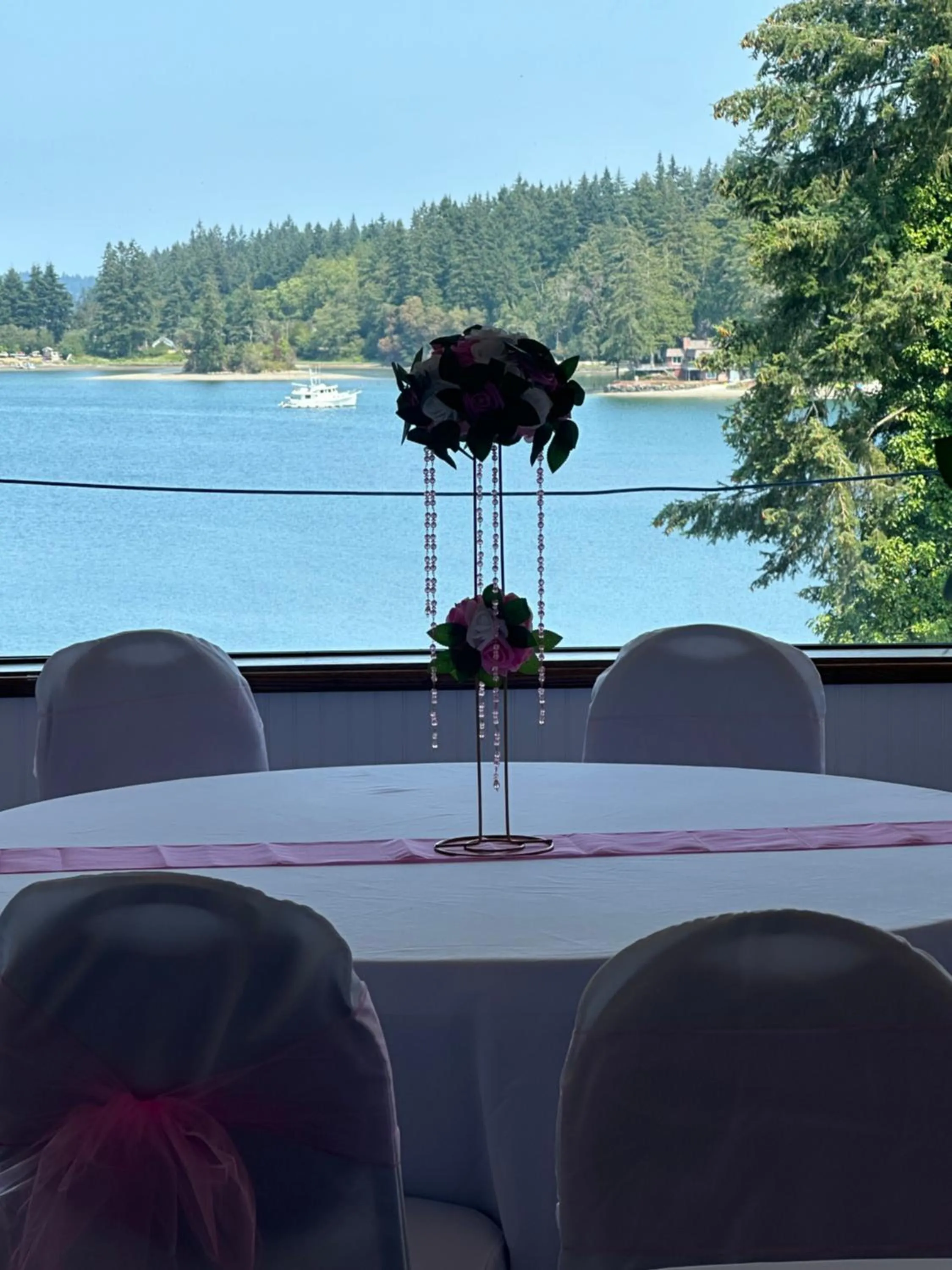 Oyster Bay Inn & Suites