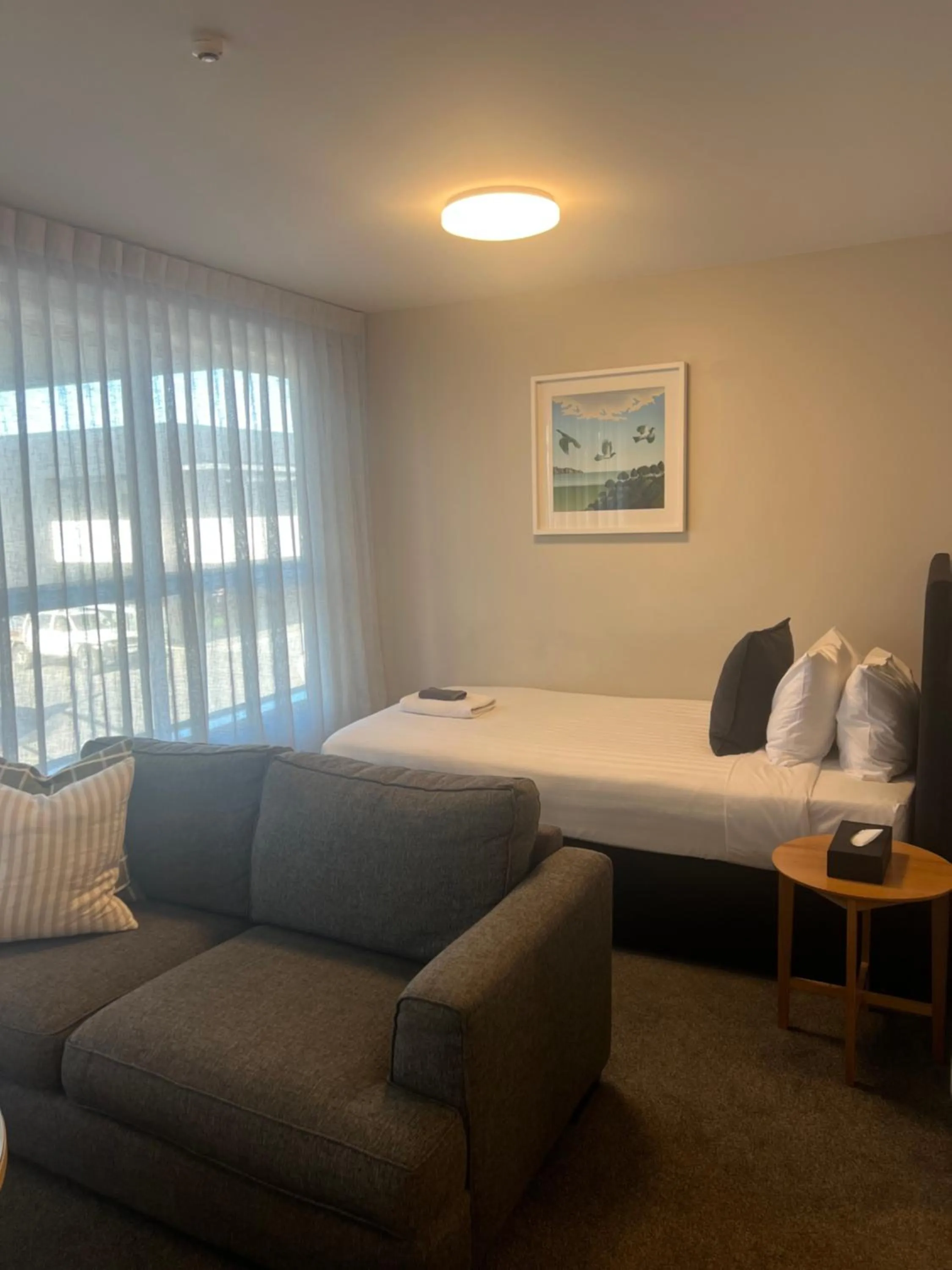 Bed in Southwark Hotel & Apartments