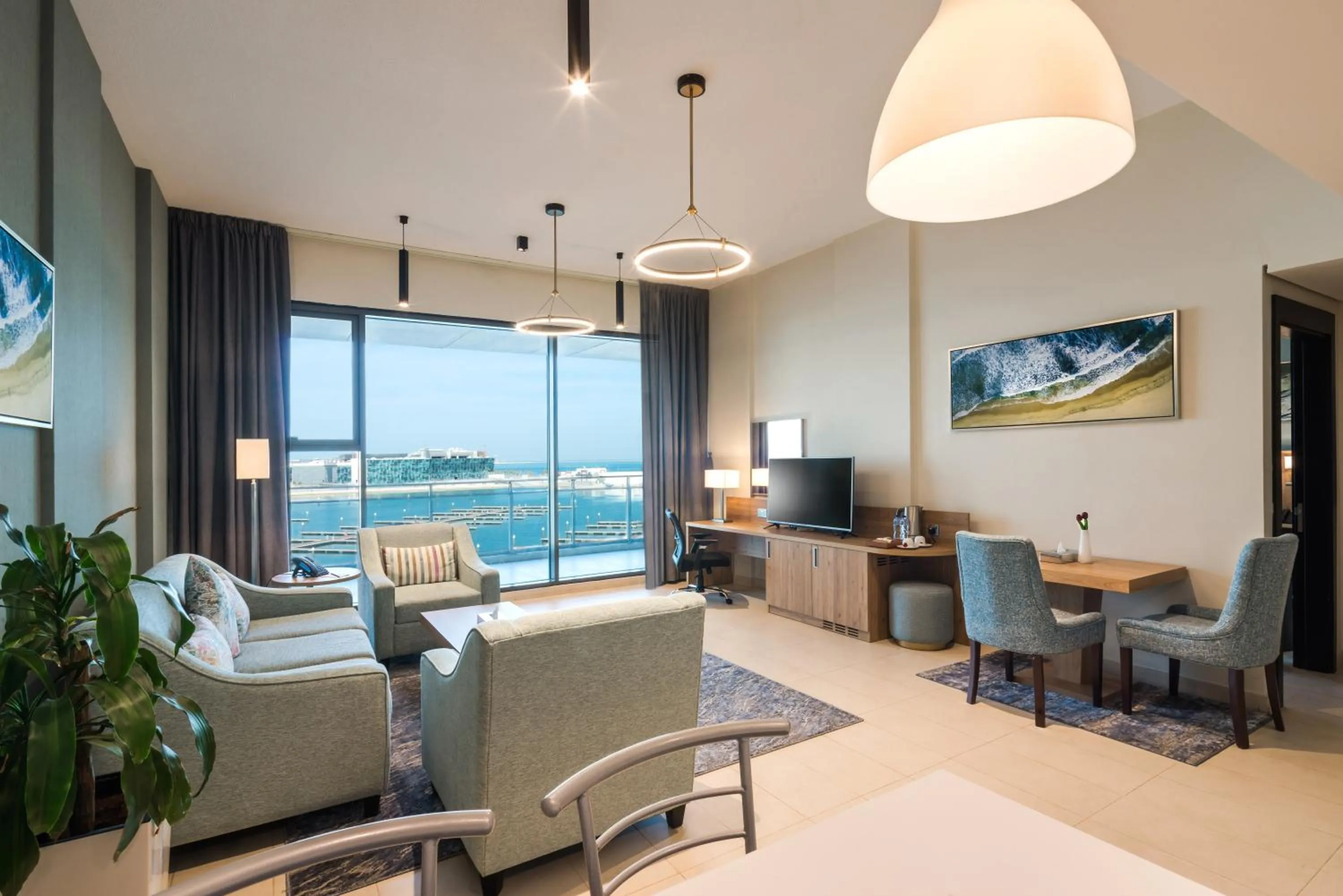 hair dresser in Boudl Al Jubail