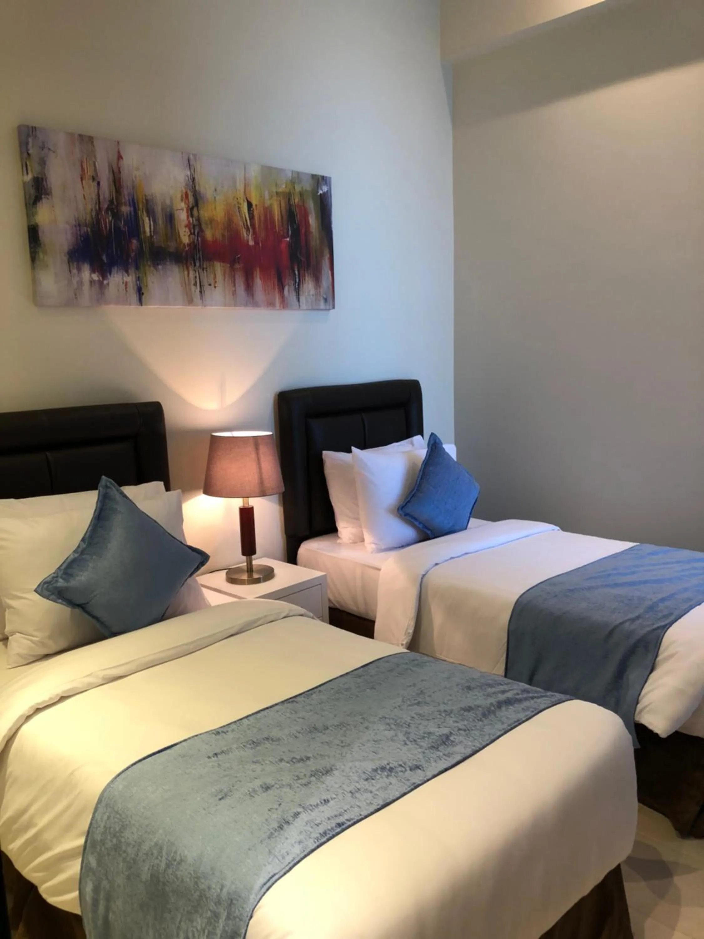 Bedroom, Bed in Boudl Al Jubail