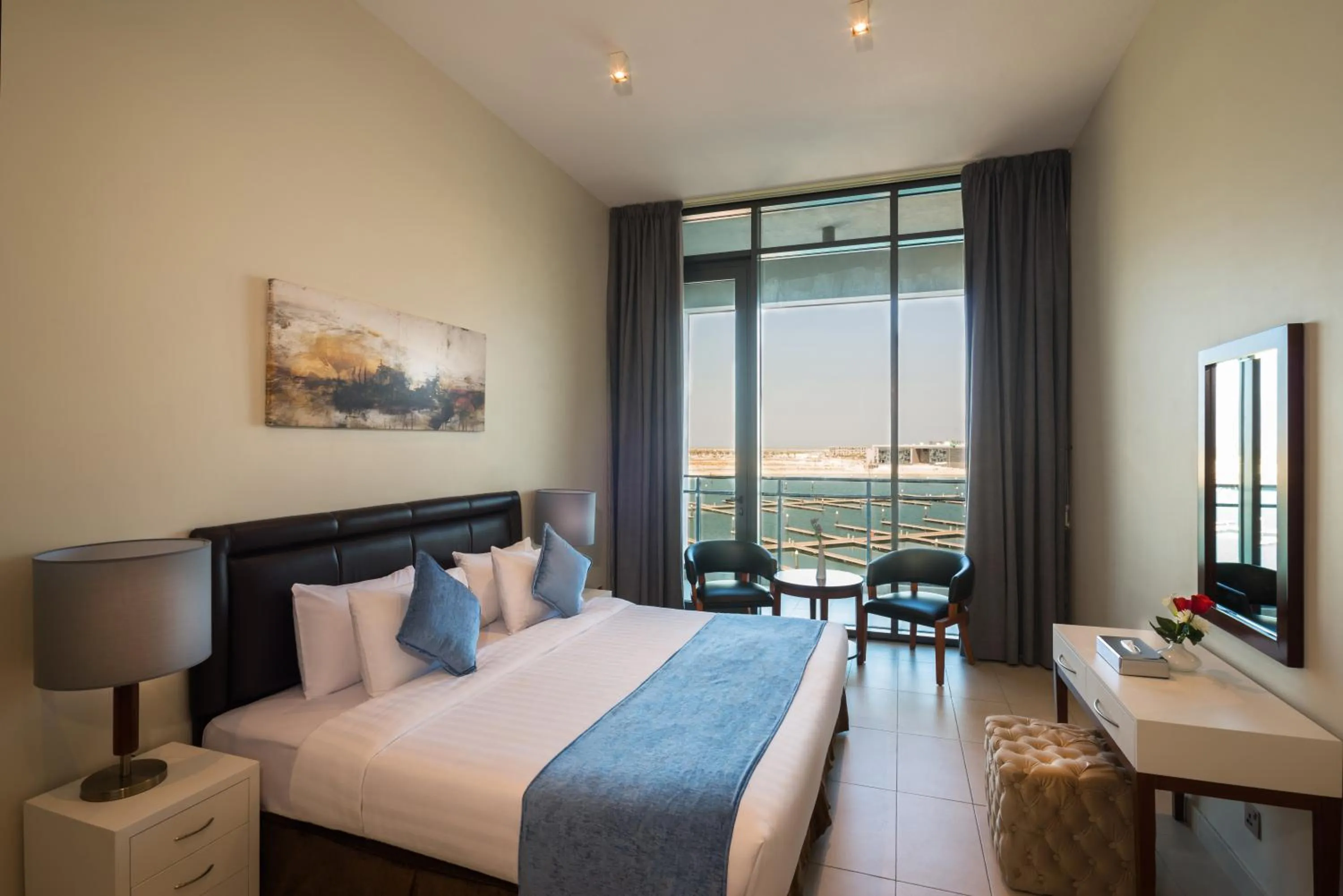 Bedroom, Bed in Boudl Al Jubail