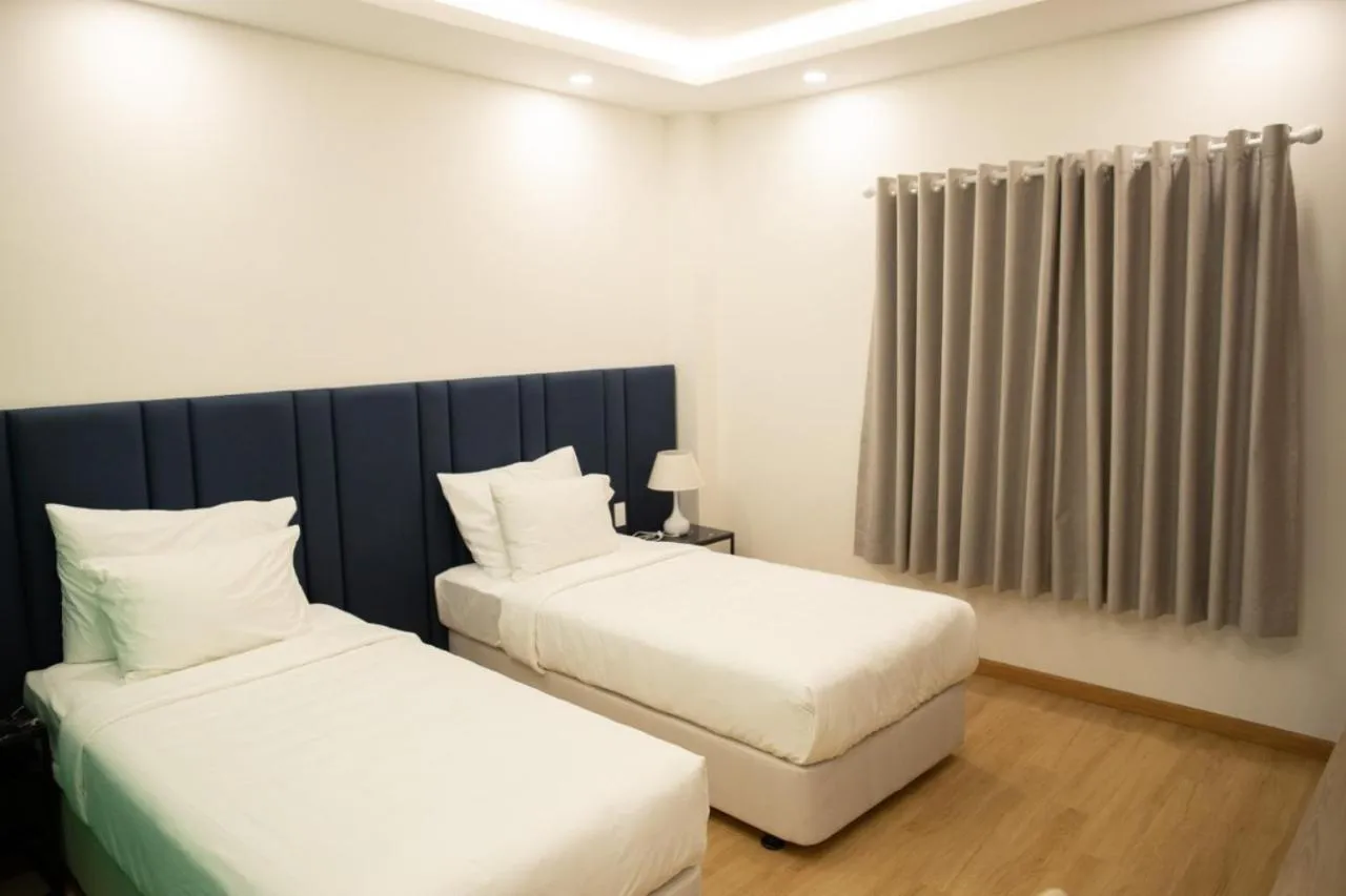 Bedroom, Bed in Ruby Hotel