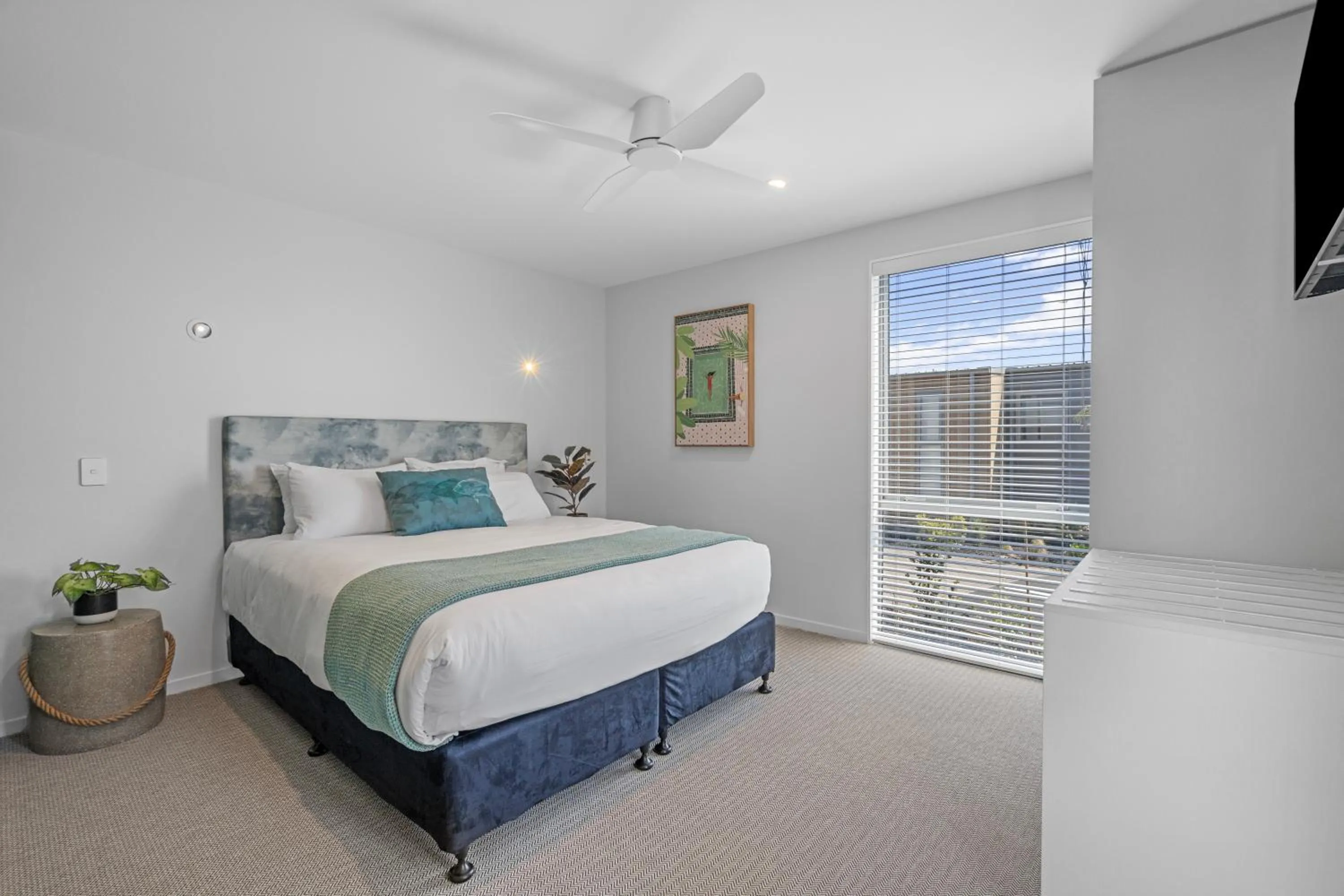 Bedroom, Bed in Tasman Holiday Parks - Papamoa Beach