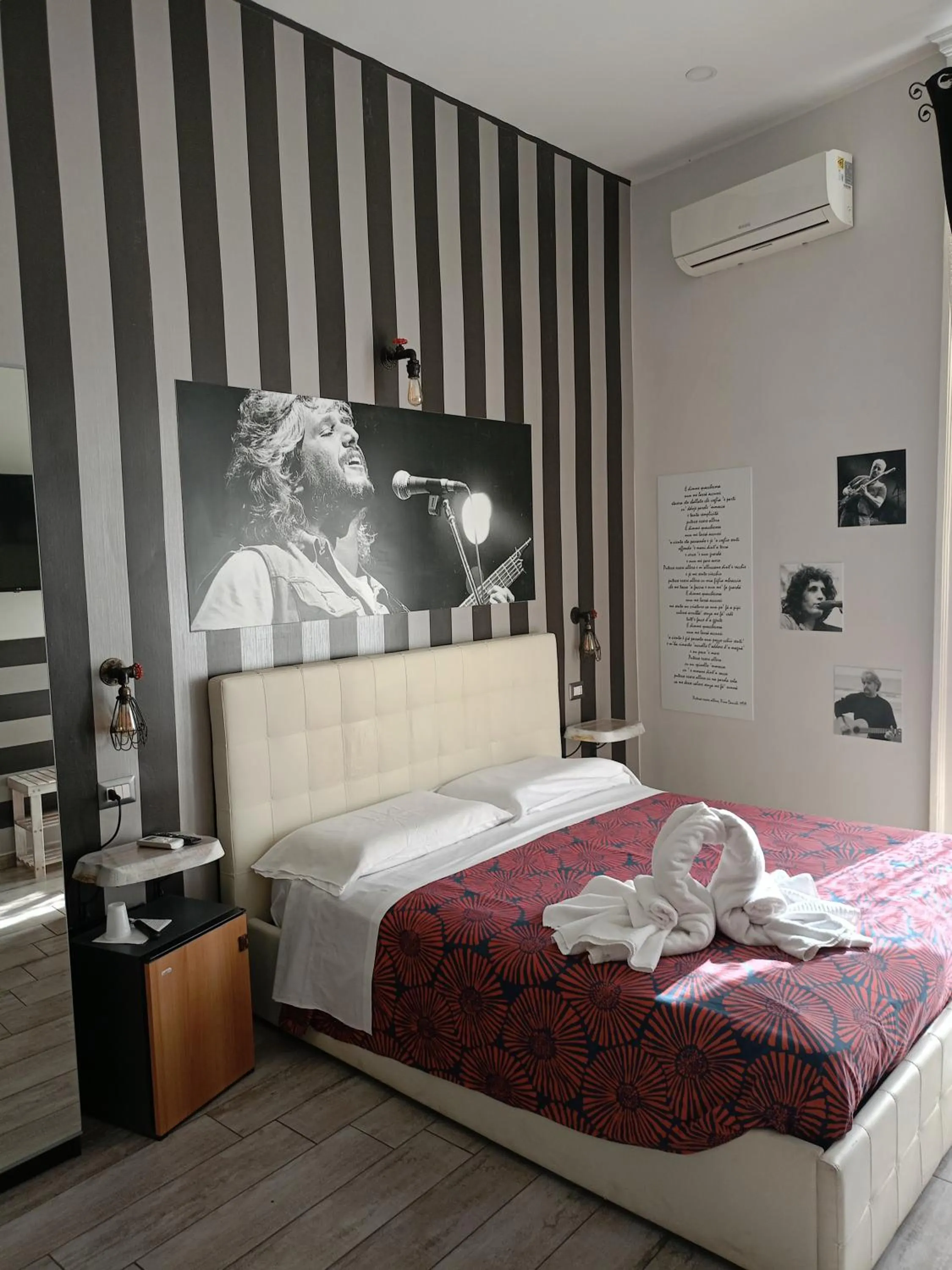 Bed in Artisti Bed&Dreams