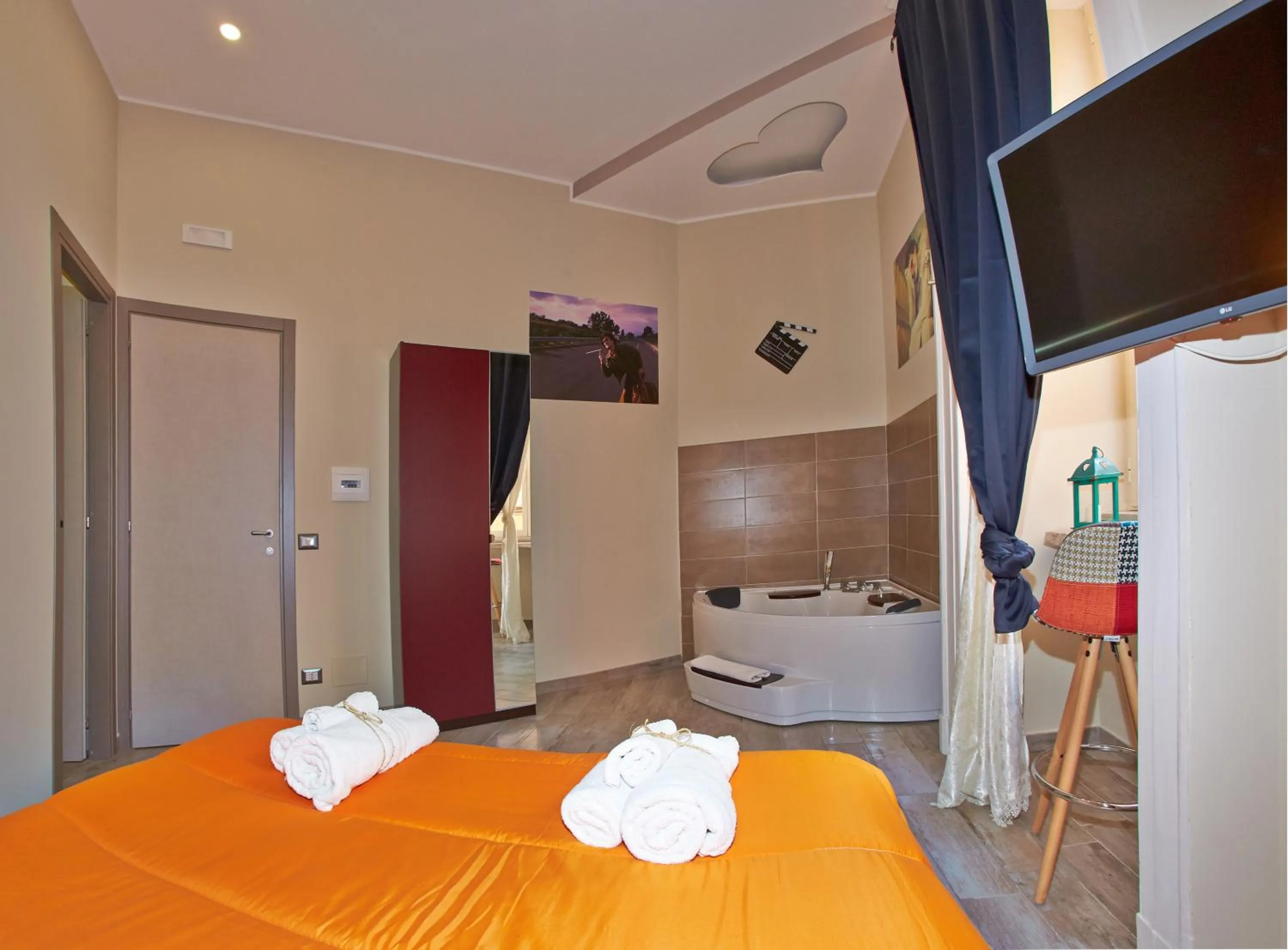 Bed in Artisti Bed&Dreams