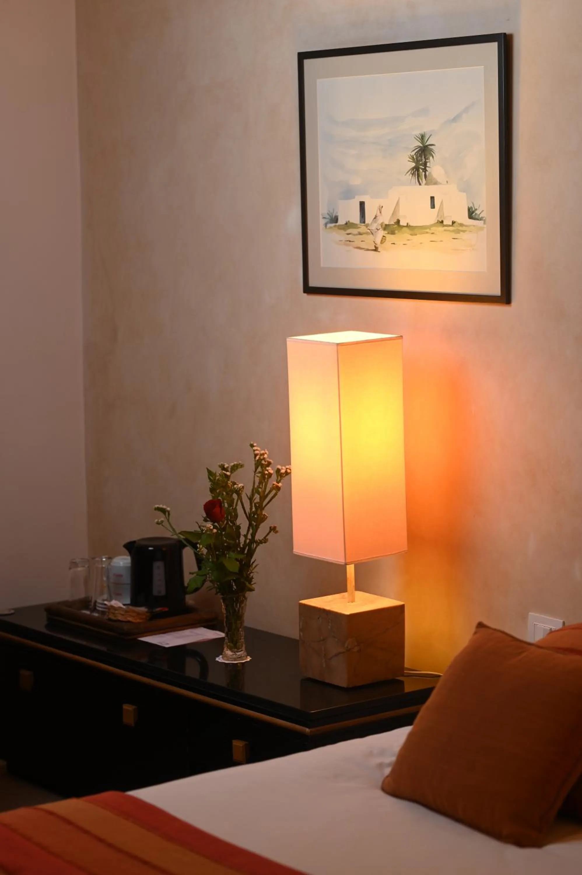 Bedroom, Bed in Borj Dhiafa