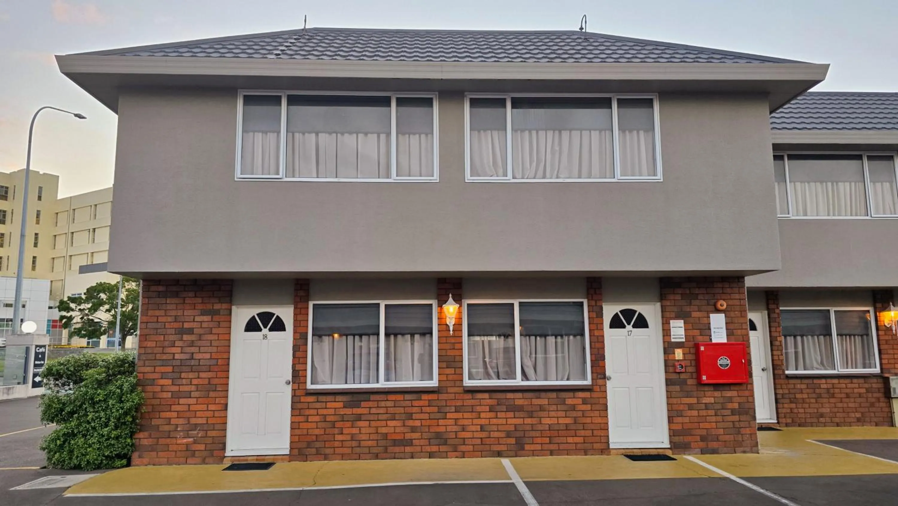 Property building in Carramar Motor Inn