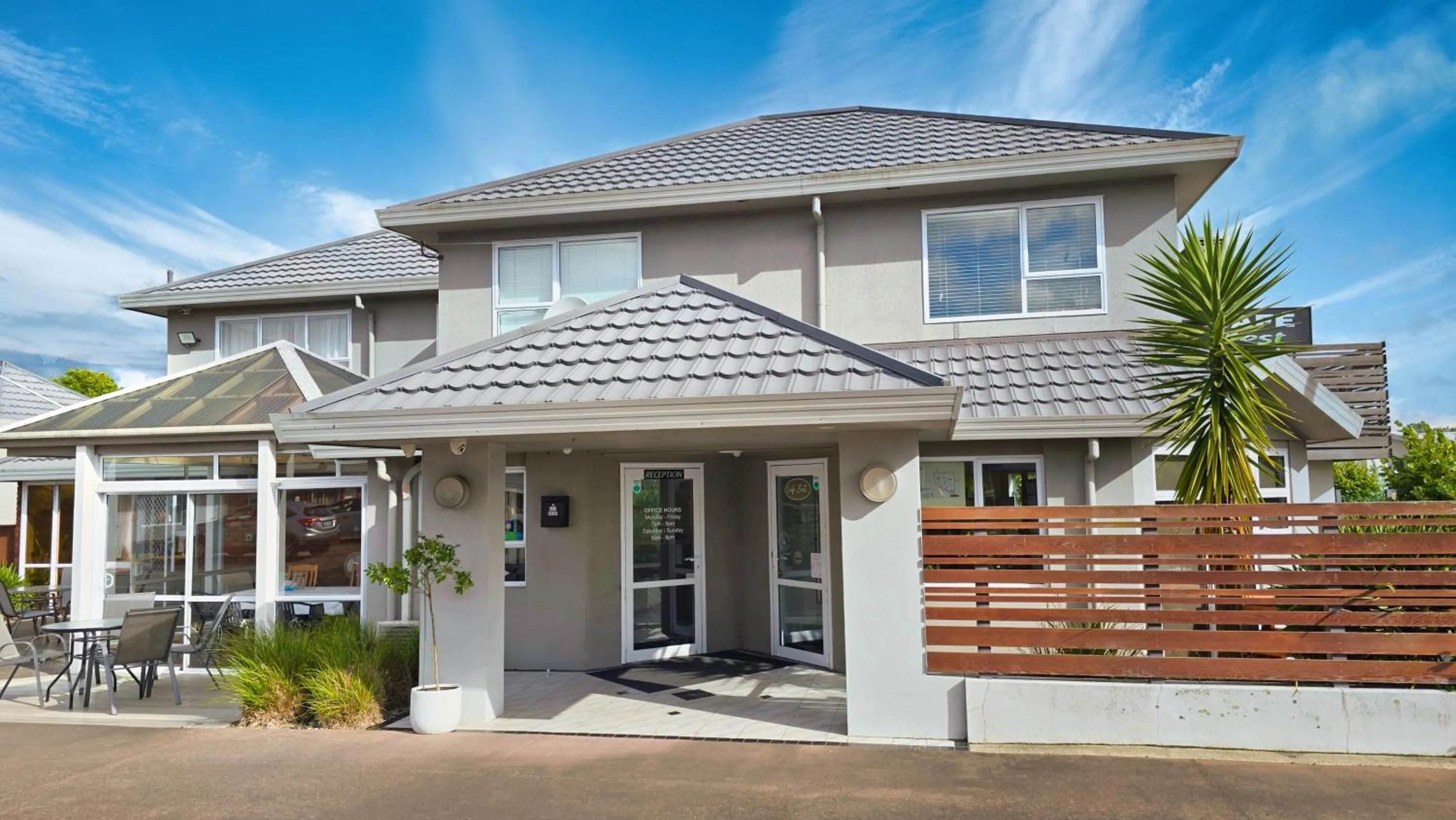 Property building in Carramar Motor Inn